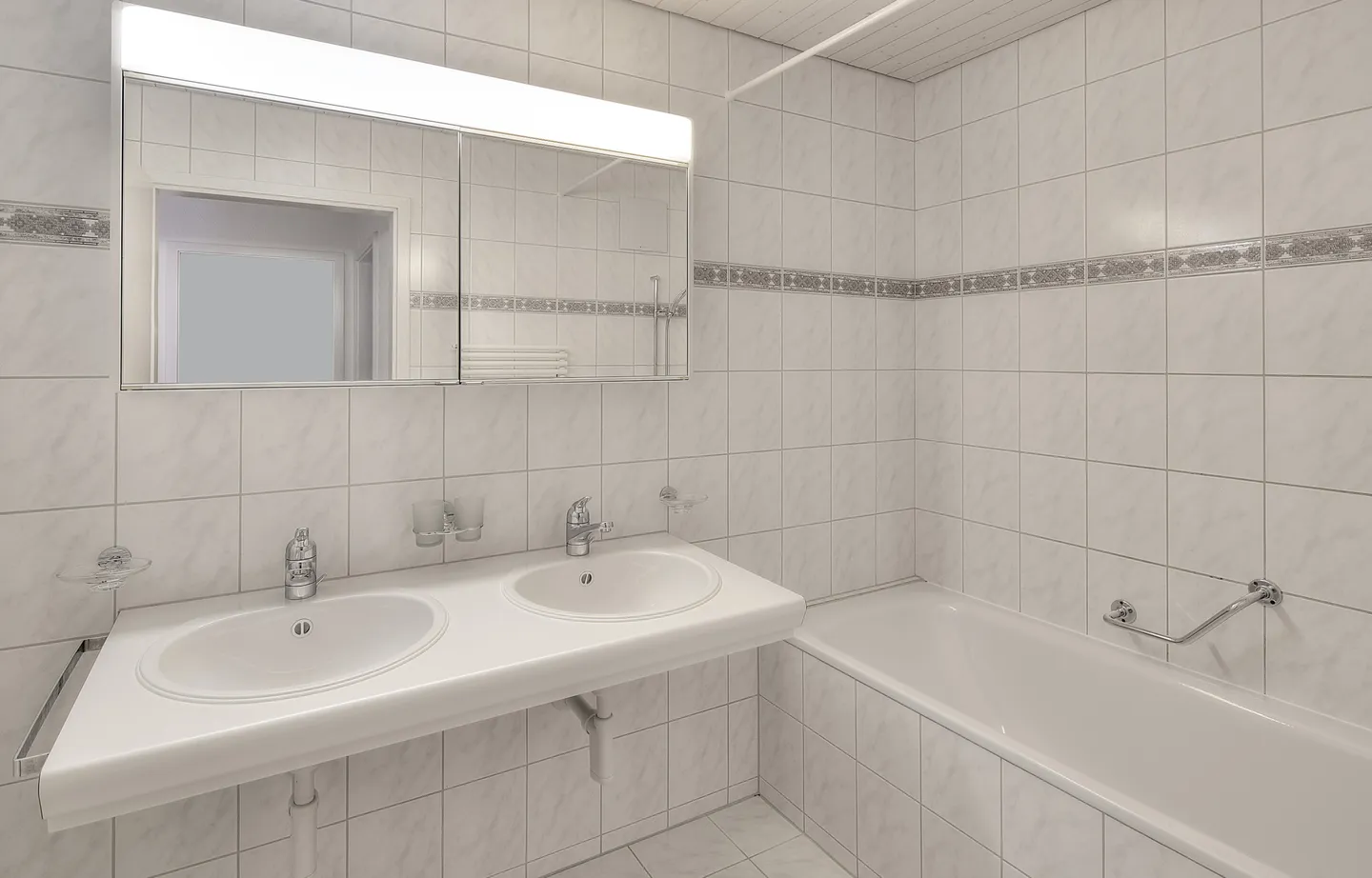 Helle 3,5 Zimmer Wohnung - Foto 3 von 7