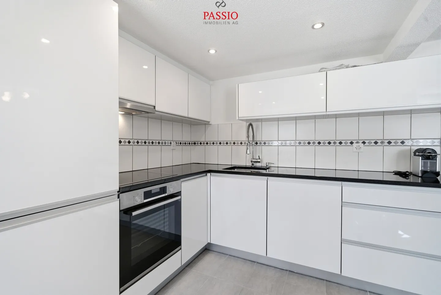 Furnished 2.5-room apartment with parking in a central and quiet location - Photo 5 of 10