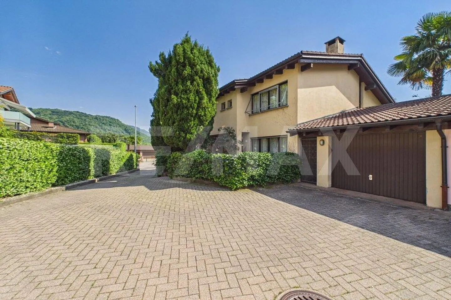 Vier Schlafzimmer und tausend Atmosphären: eine Villa mit einzigartigem Charme in Agno - Foto 13 von 13