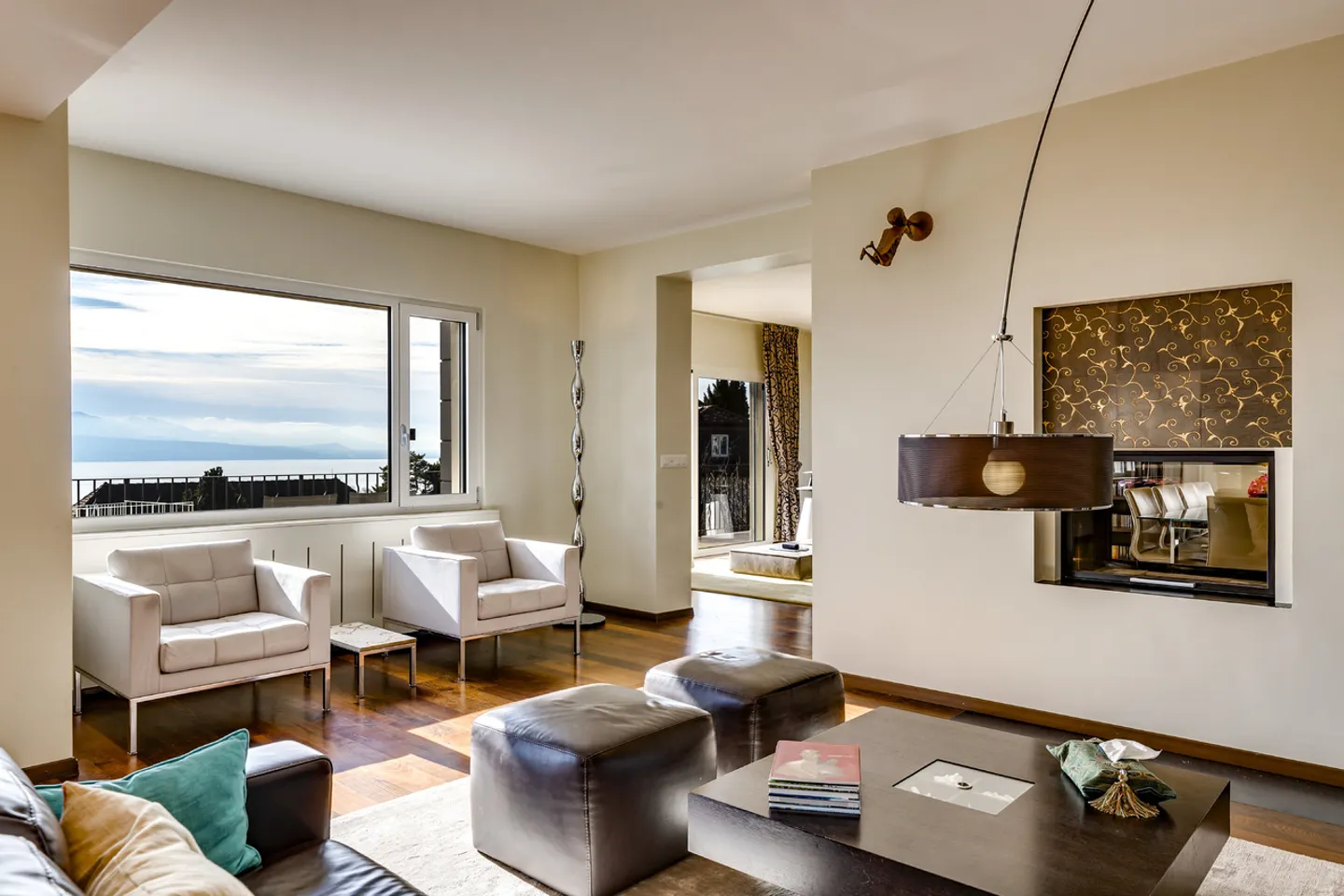 Charming Villa with Lake View - Photo 1 of 15