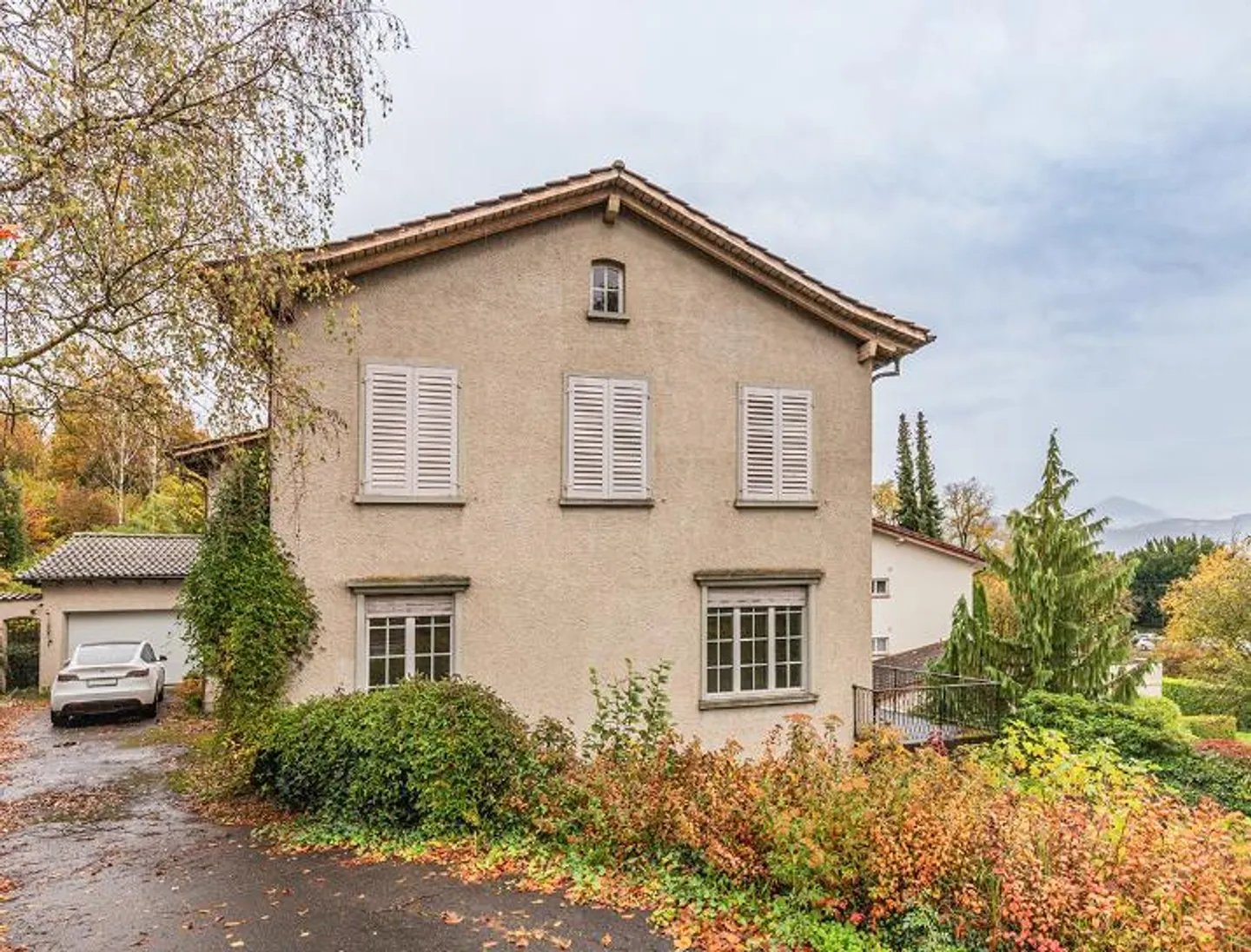 Befristete 4.5 Zimmerwohnung an der Bellerivestrasse 4 in Luzern - Foto 1 von 4