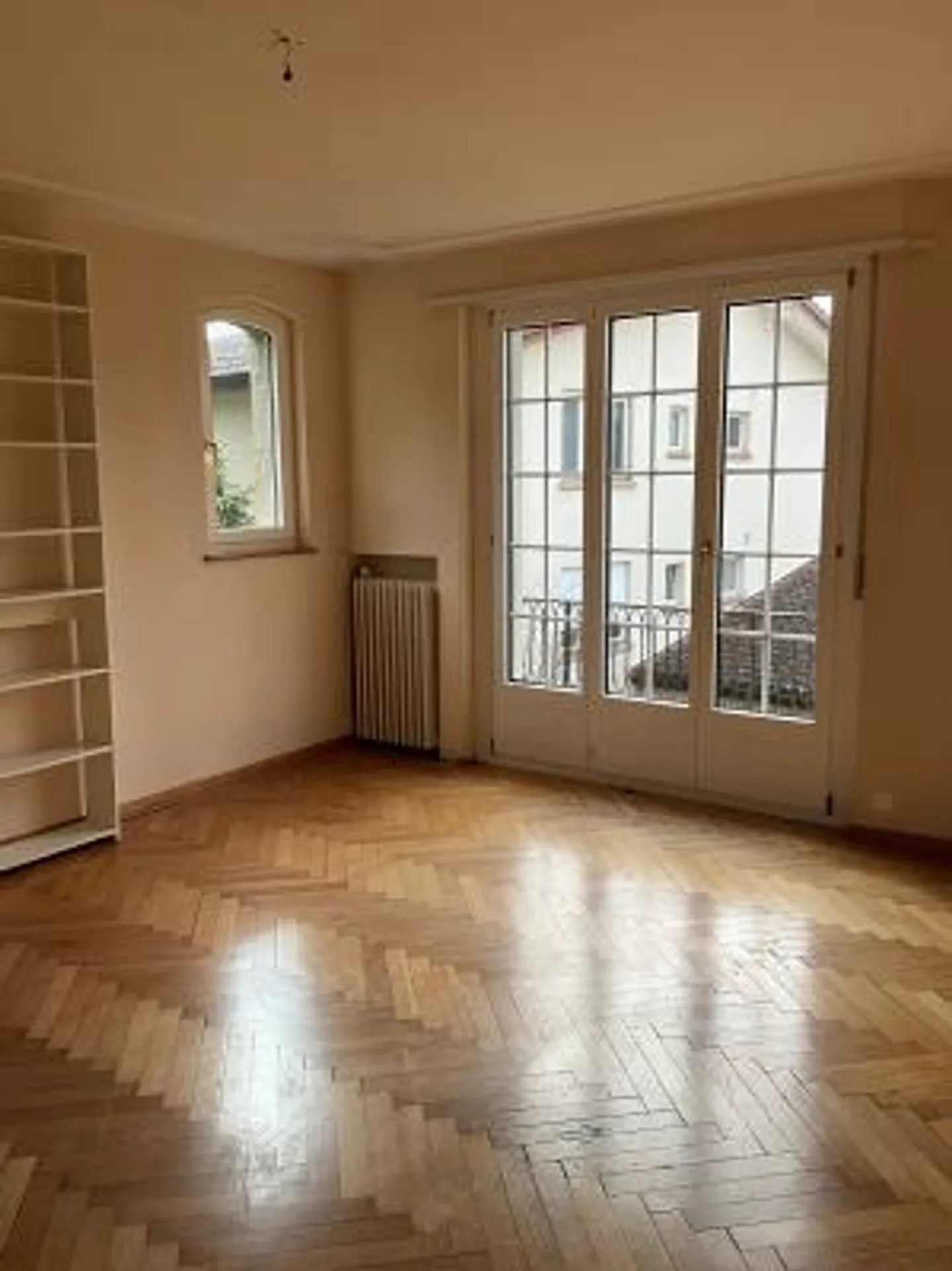 Befristete 4.5 Zimmerwohnung an der Bellerivestrasse 4 in Luzern - Foto 3 von 4