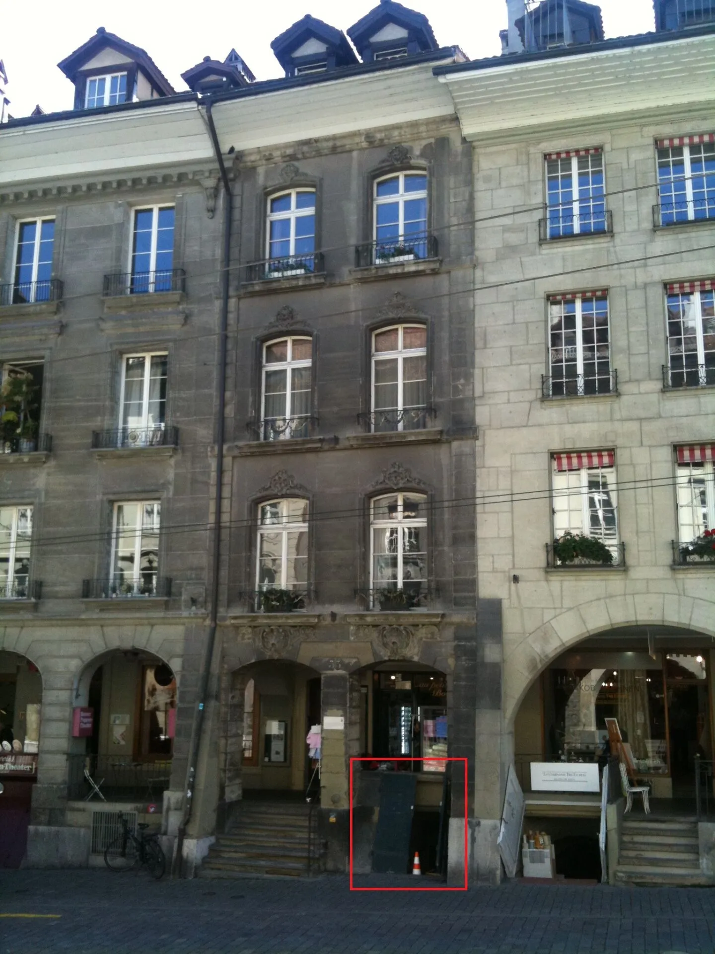 Grande spazio di stoccaggio/cantina con vetrina nel cuore della città vecchia di Berna in affitto! - Foto 1 di 6