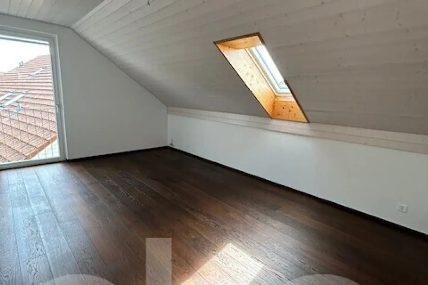 Appartement penthouse exclusif avec vue à Kerzers - Photo 8 sur 10