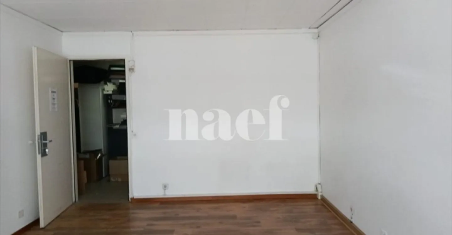 Bureau à louer - Photo 1 sur 3