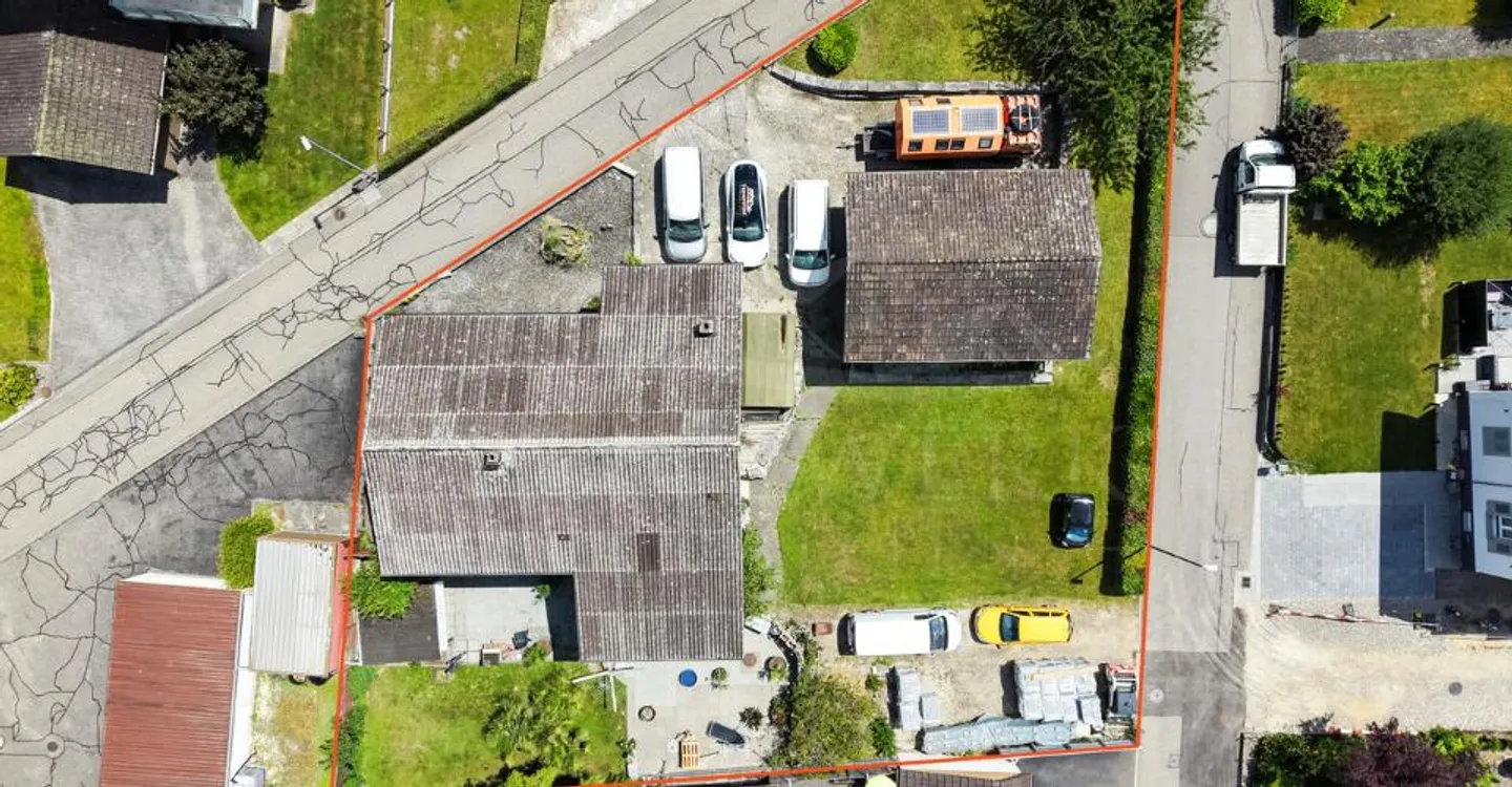 Casa con 7 camere e riserva di costruzione di 1202m2 a Kappel SO - Foto 1 di 11