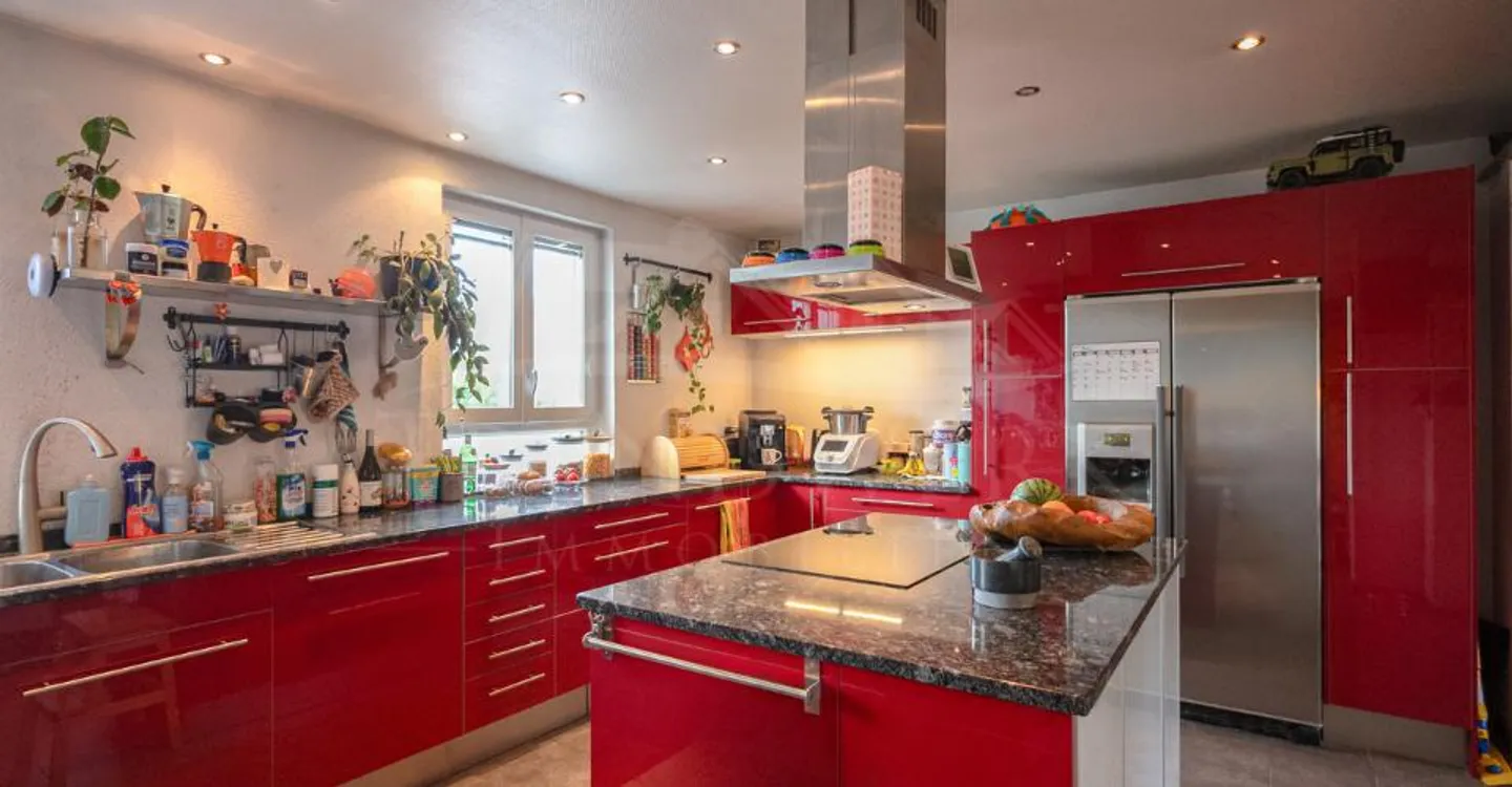 Casa con 7 camere e riserva di costruzione di 1202m2 a Kappel SO - Foto 3 di 11