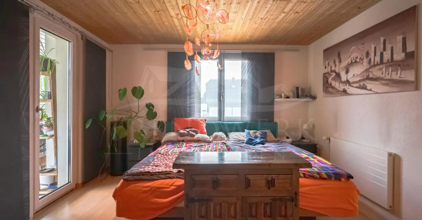 Casa con 7 camere e riserva di costruzione di 1202m2 a Kappel SO - Foto 5 di 11