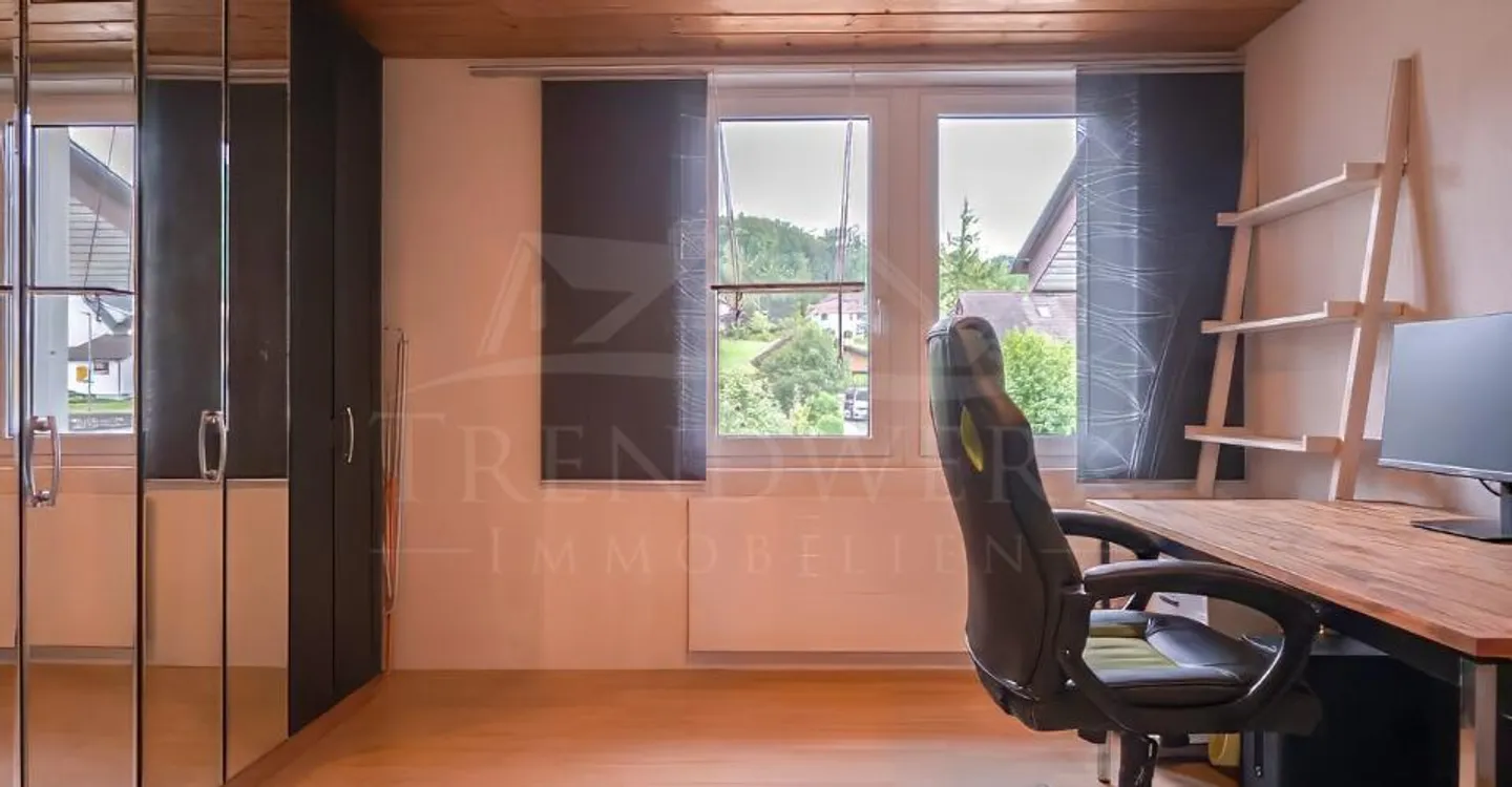 Casa con 7 camere e riserva di costruzione di 1202m2 a Kappel SO - Foto 6 di 11