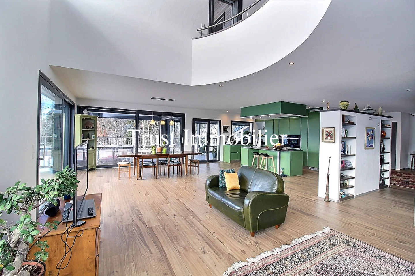 6010. Lusso, natura e raffinatezza di fronte alle montagne - Foto 15 di 26