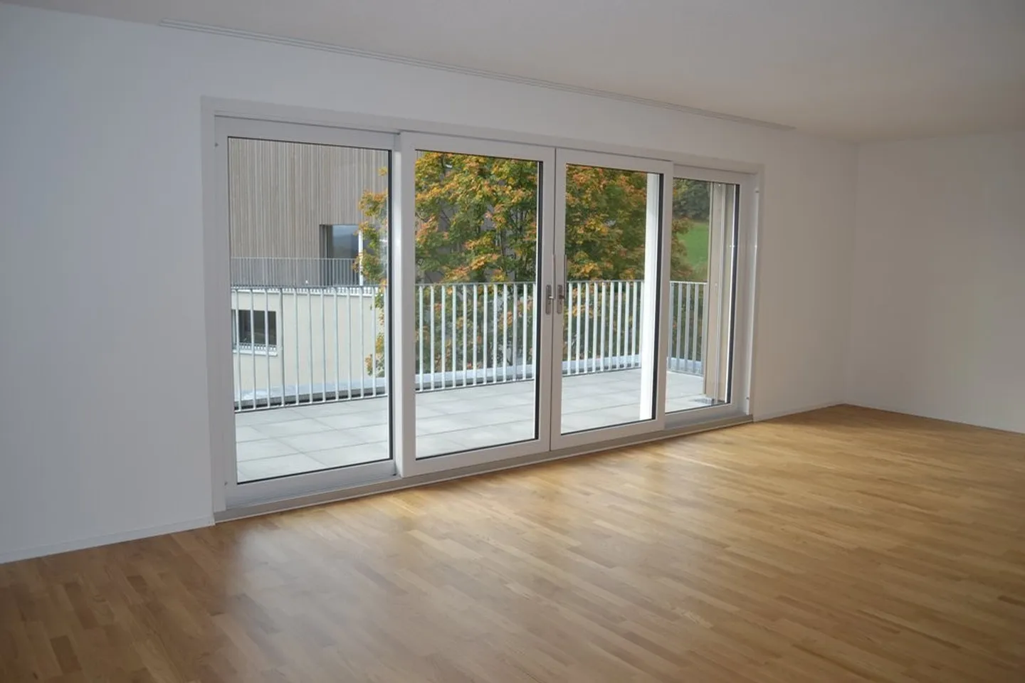 Appartamento moderno 3.5 stanze - Foto 2 di 11