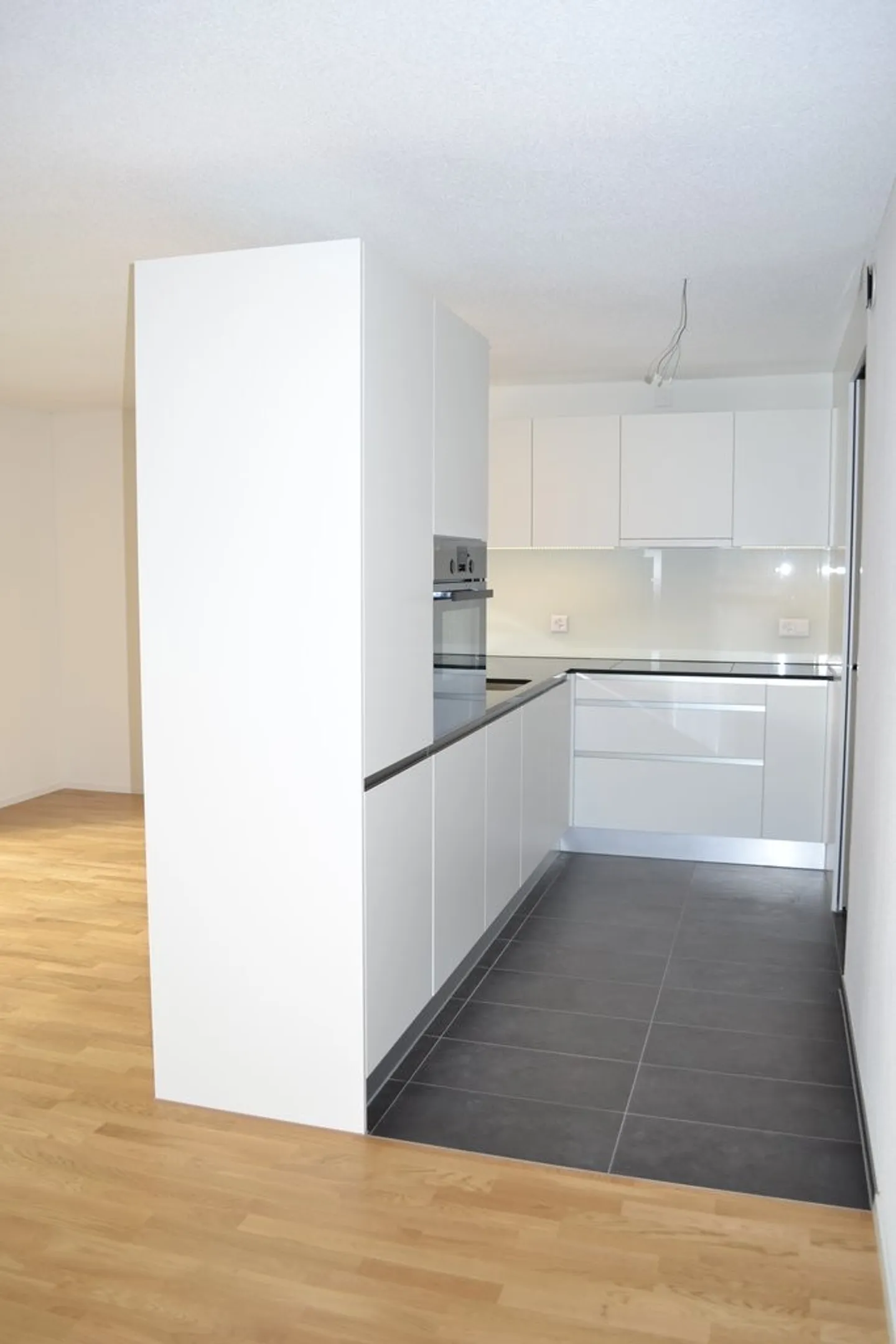 Appartamento moderno 3.5 stanze - Foto 3 di 11