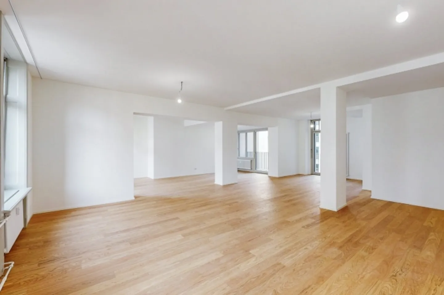 Unique Office Space in Zurich - Photo 6 of 9