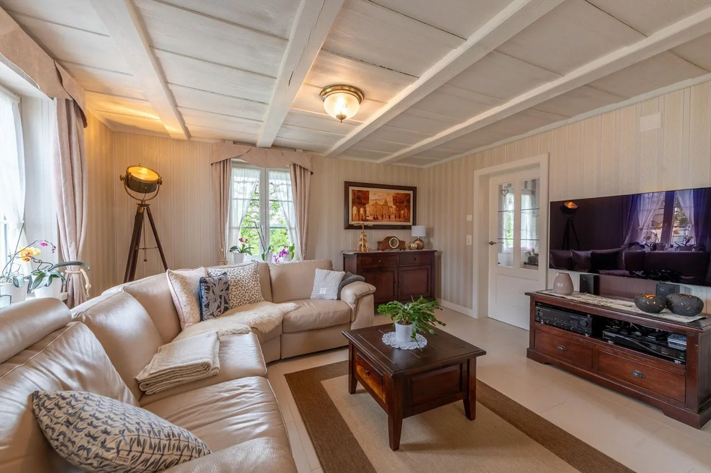 Exclusive living concept with garden idyll and maximum flexibility - Photo 4 of 13
