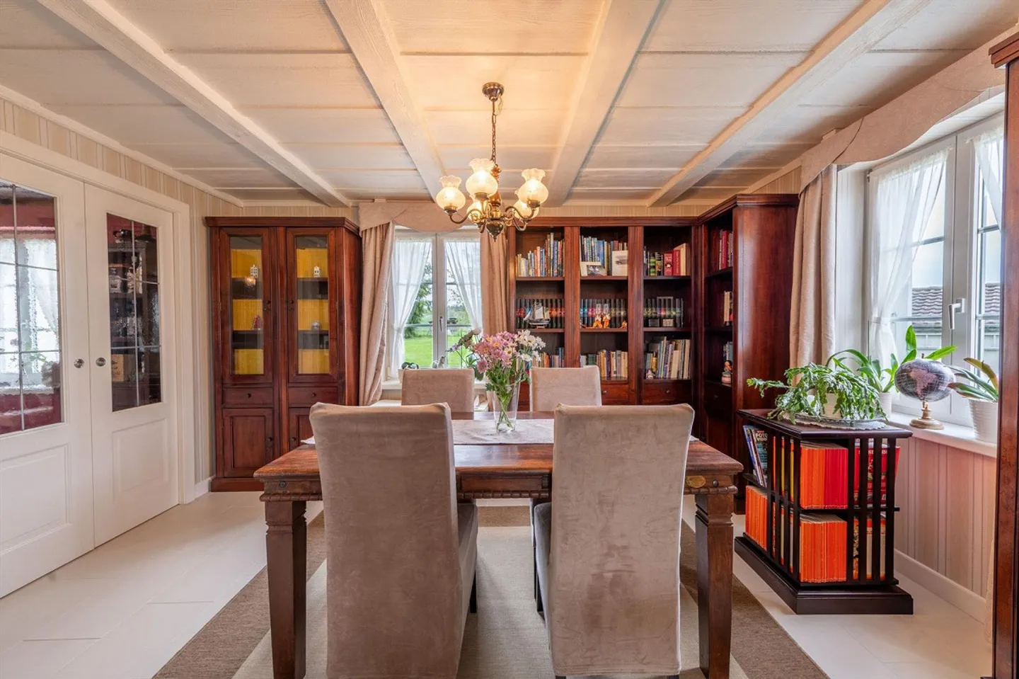 Exclusive living concept with garden idyll and maximum flexibility - Photo 5 of 13