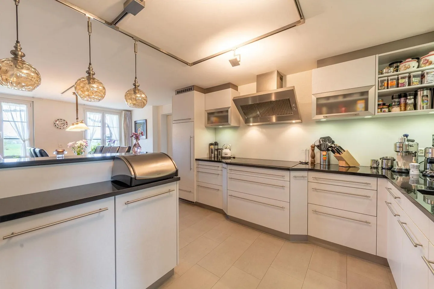 Exclusive living concept with garden idyll and maximum flexibility - Photo 7 of 13