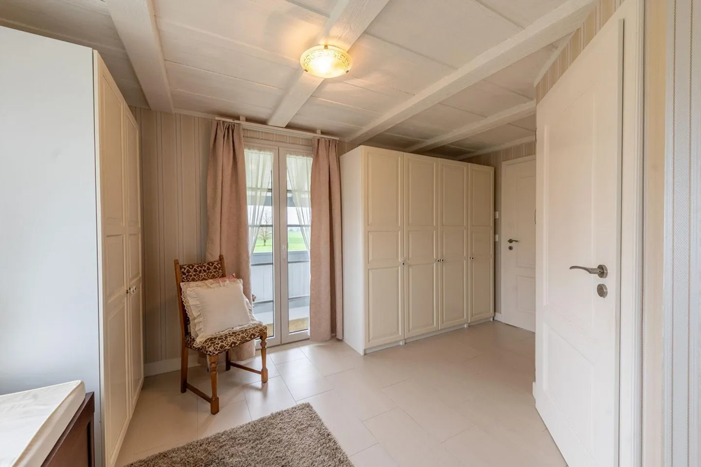 Exclusive living concept with garden idyll and maximum flexibility - Photo 11 of 13