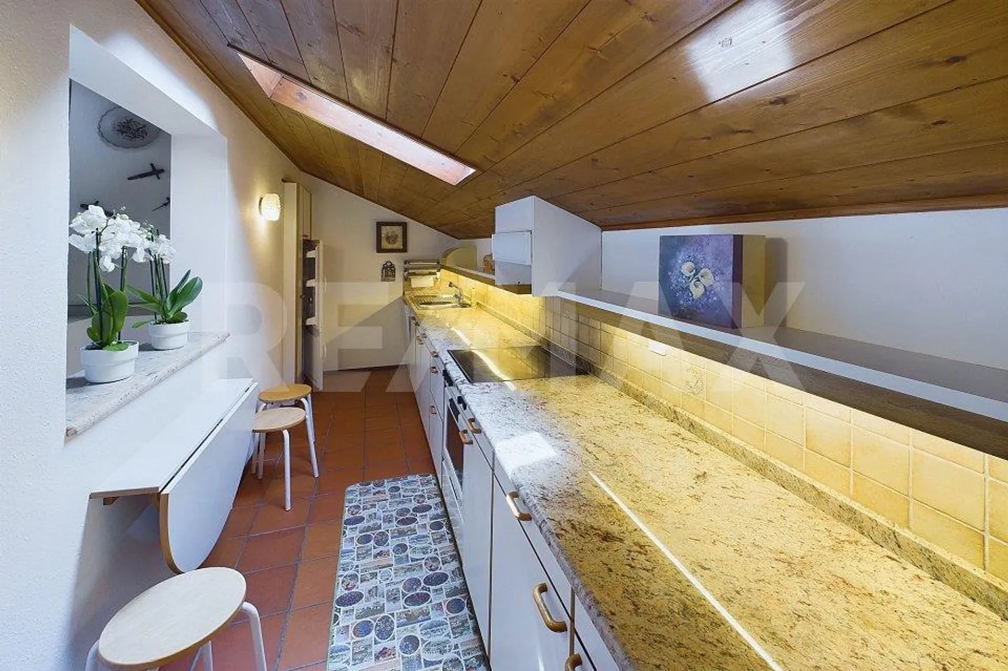 Casa di nucleo spaziosa e confortevole ad Albonago - Foto 2 di 13