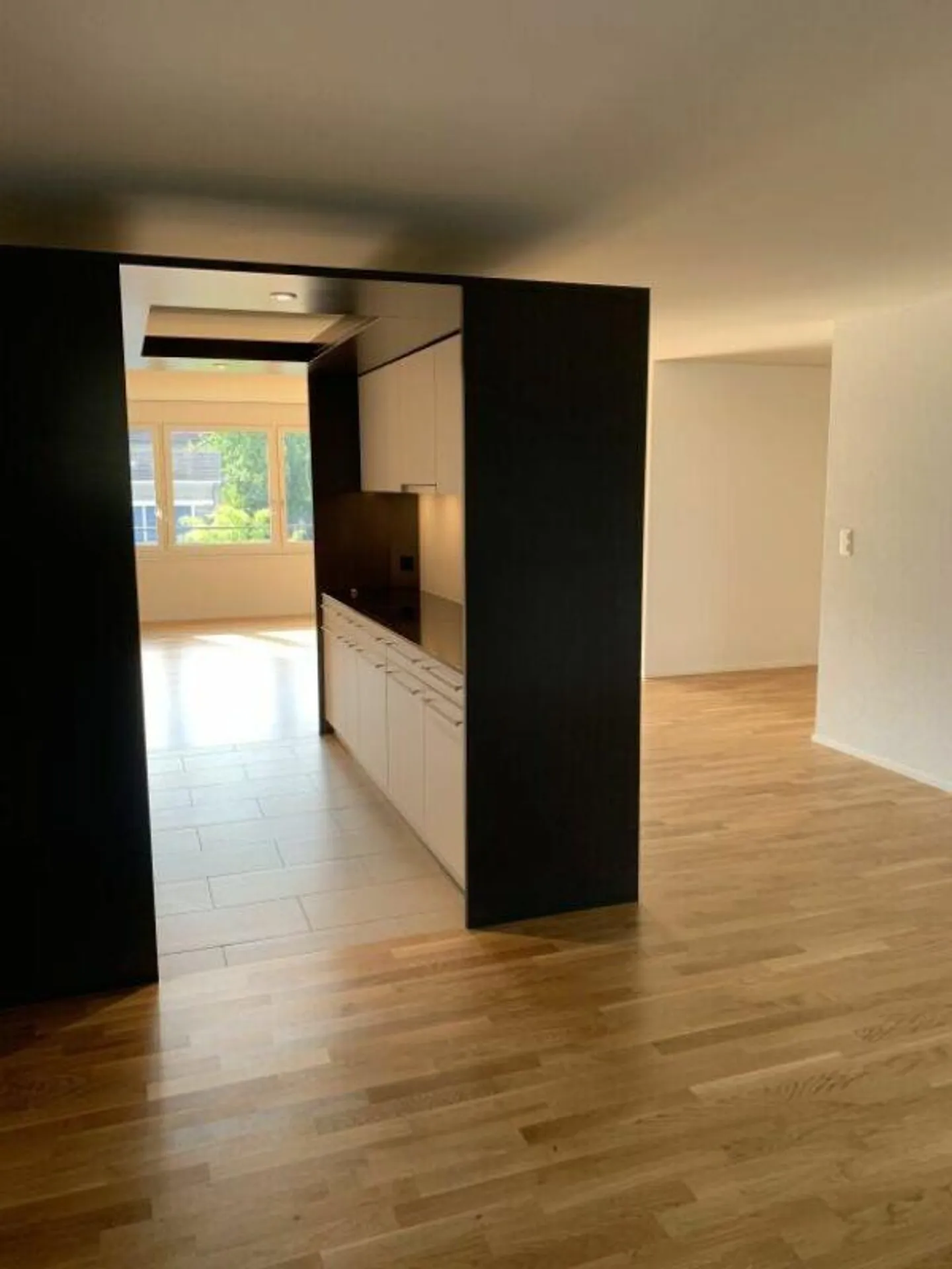 Two spacious 3½-room apartments in the Champagne residential park - Photo 7 of 12