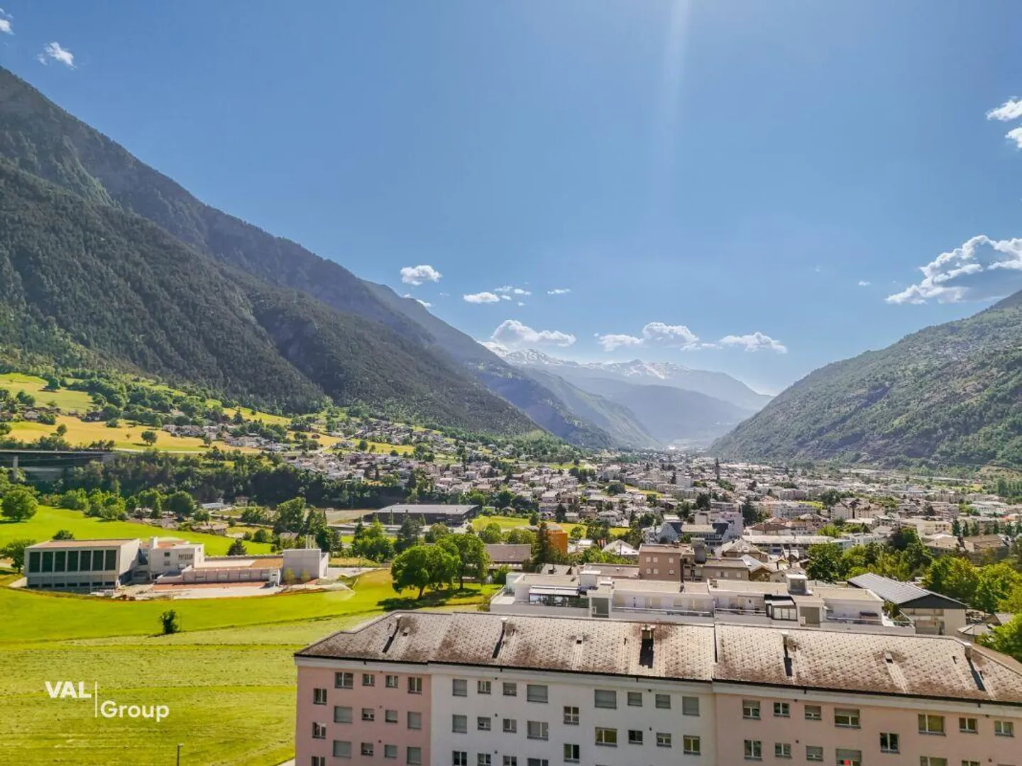 Grosszügige Attikawohnung mit Panoramablick über Brig - Foto 10 von 12