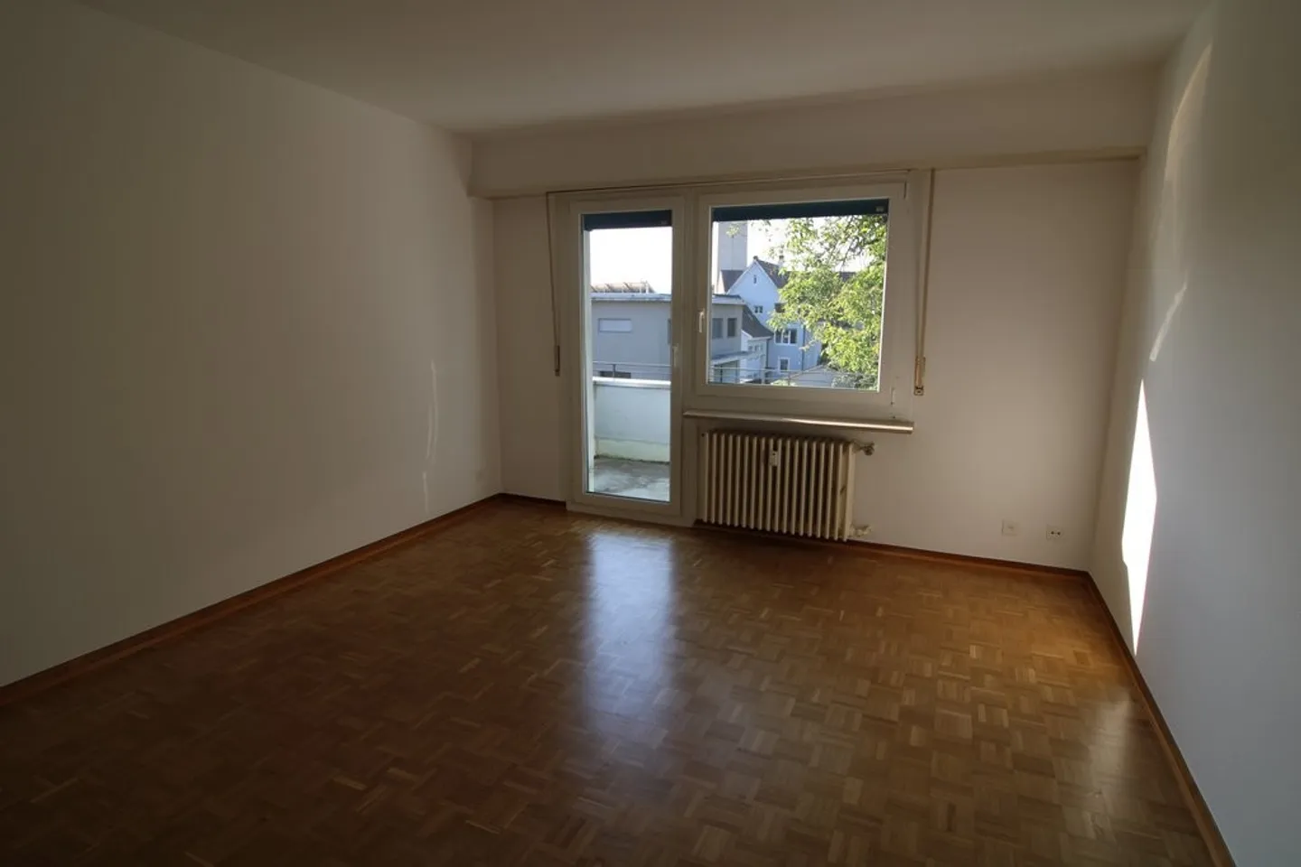 Your new home in Allschwil - quiet 3.5-room apartment with balcony - Photo 3 of 7