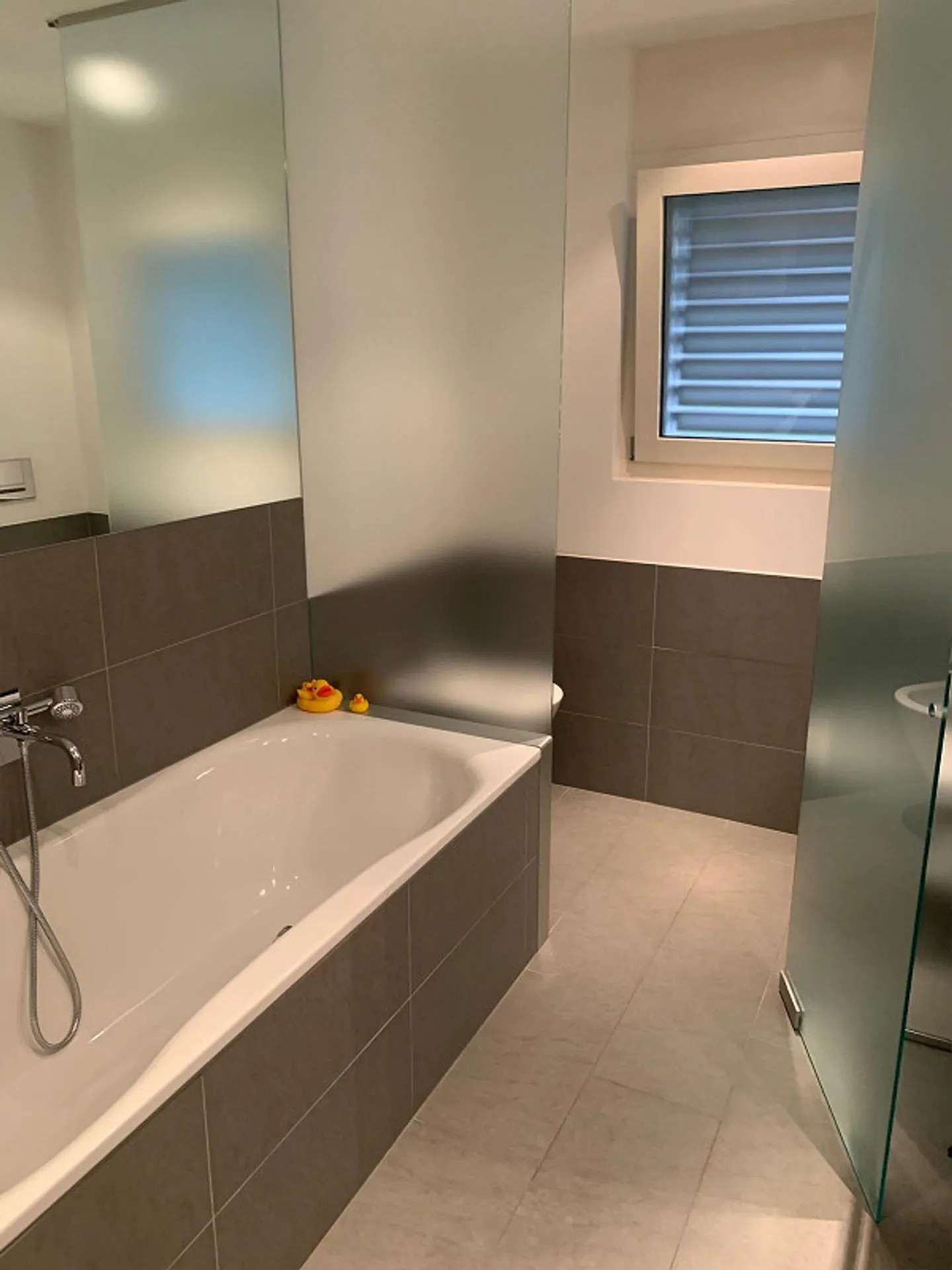 Vezia, 4,5 stanze con terrazza di 30 m² - nobile e pratico - Foto 10 di 11