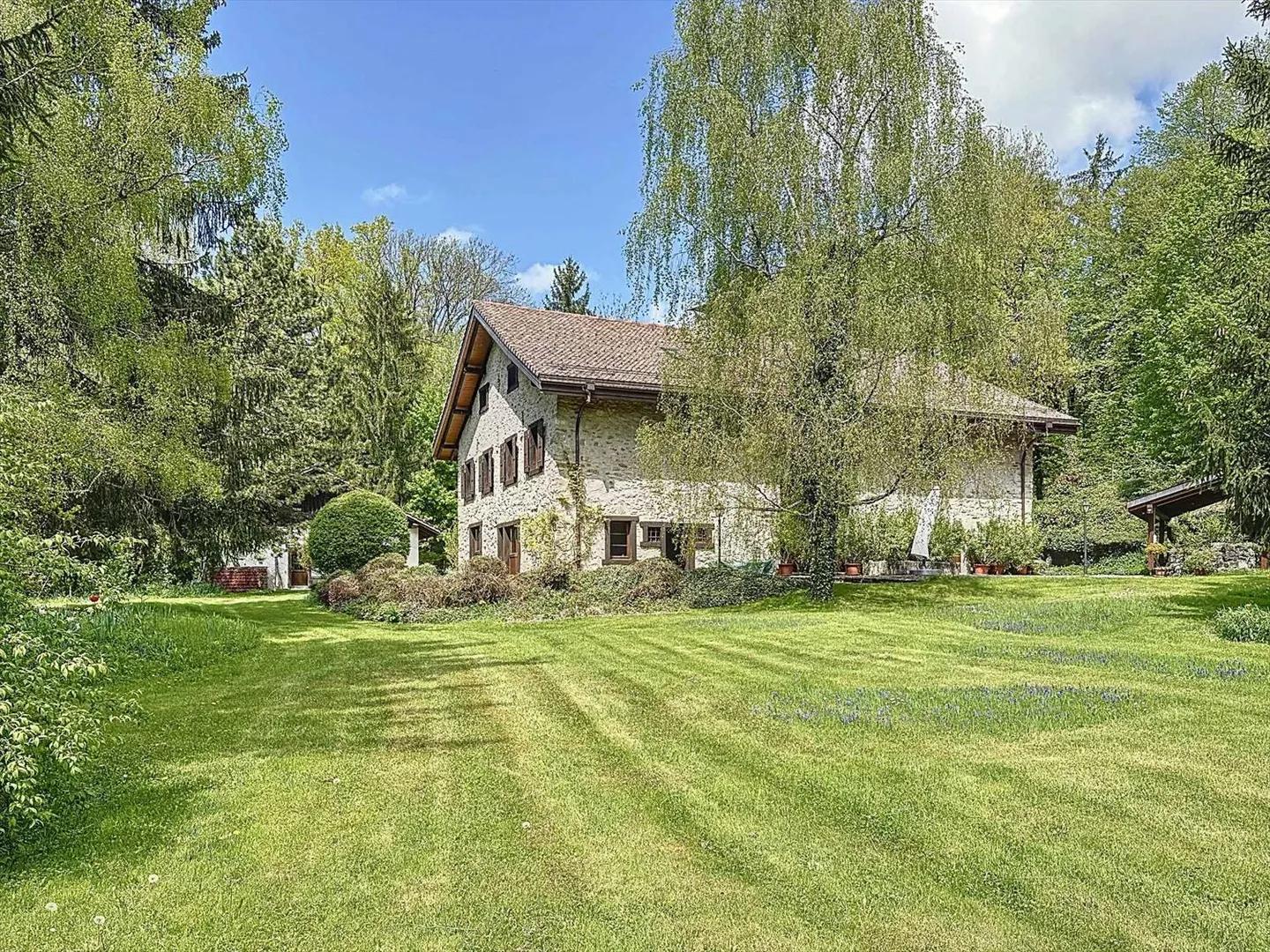 Occasione rara! Casa di campagna ai piedi del castello di Attalens - Foto 1 di 13