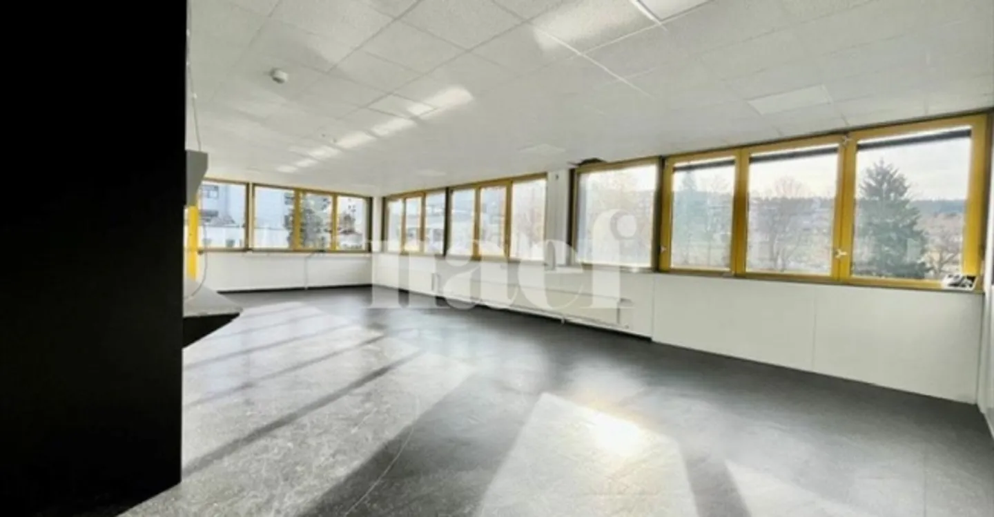 Mischgenutztes Gebäude mieten - Foto 3 von 10