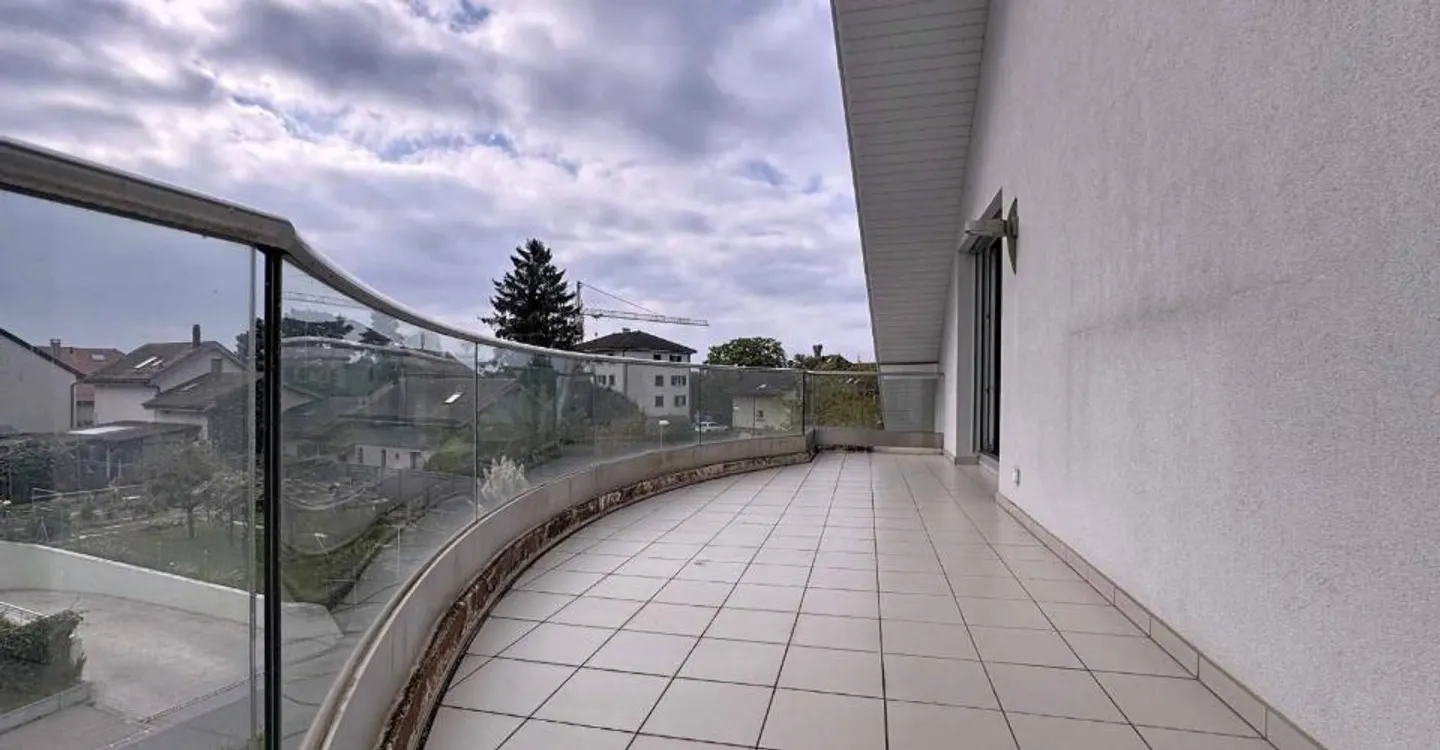 Attico con vista sul Lago di Ginevra - Foto 10 di 11