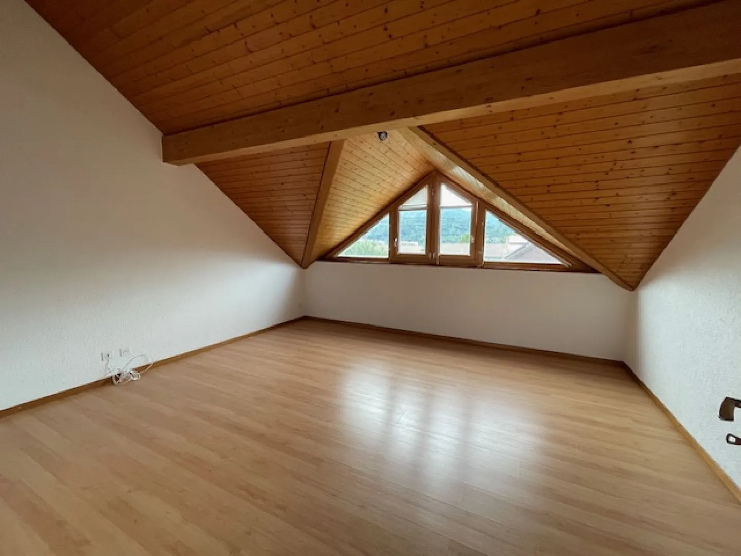 Appartement sous les combles de 2,5 pièces - Photo 9 sur 20
