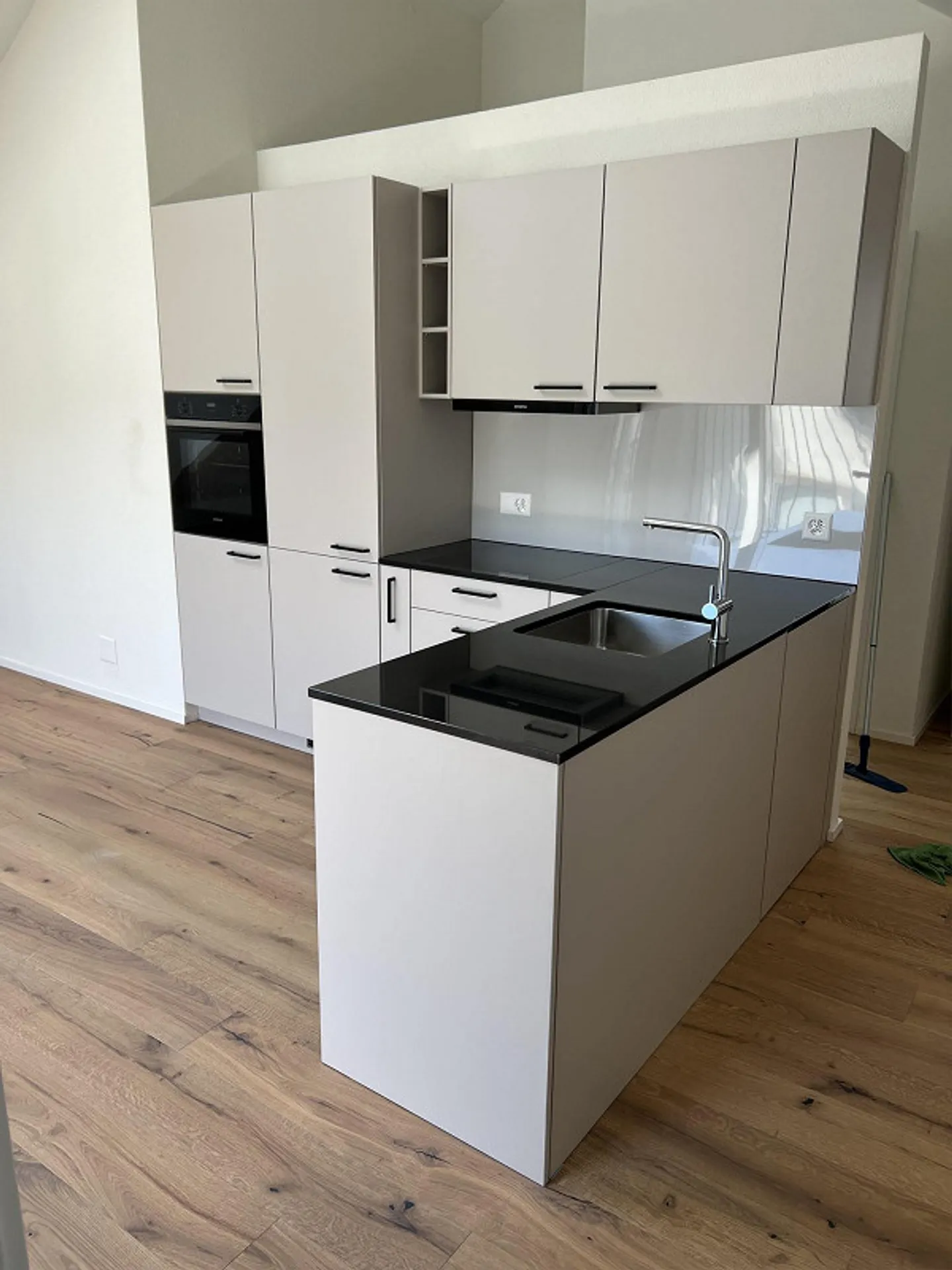 Neue Wohnung in Uznach - Foto 4 von 9