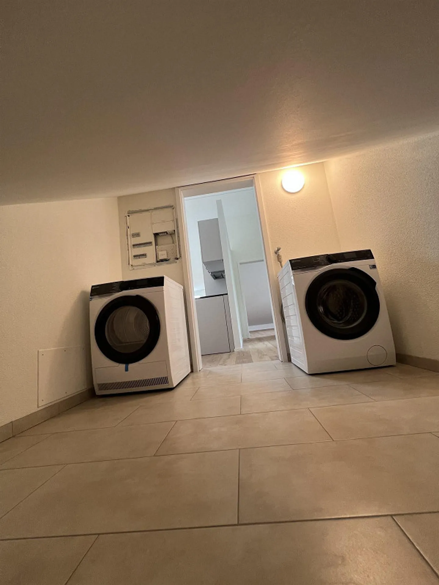 Neue Wohnung in Uznach - Foto 8 von 9