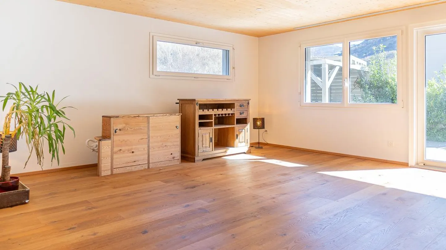 Modern living in your own house in Visp West - Photo 5 of 23