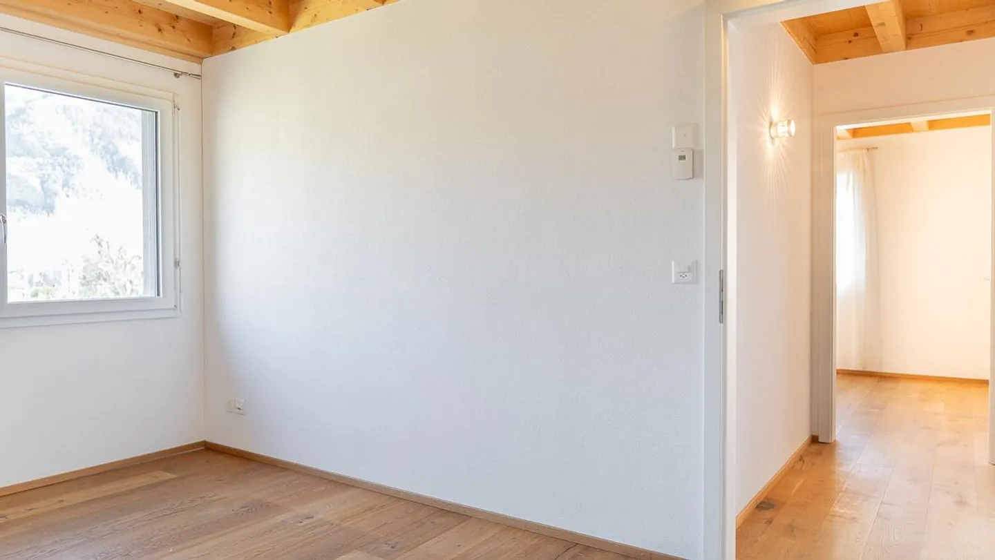 Modern living in your own house in Visp West - Photo 11 of 23