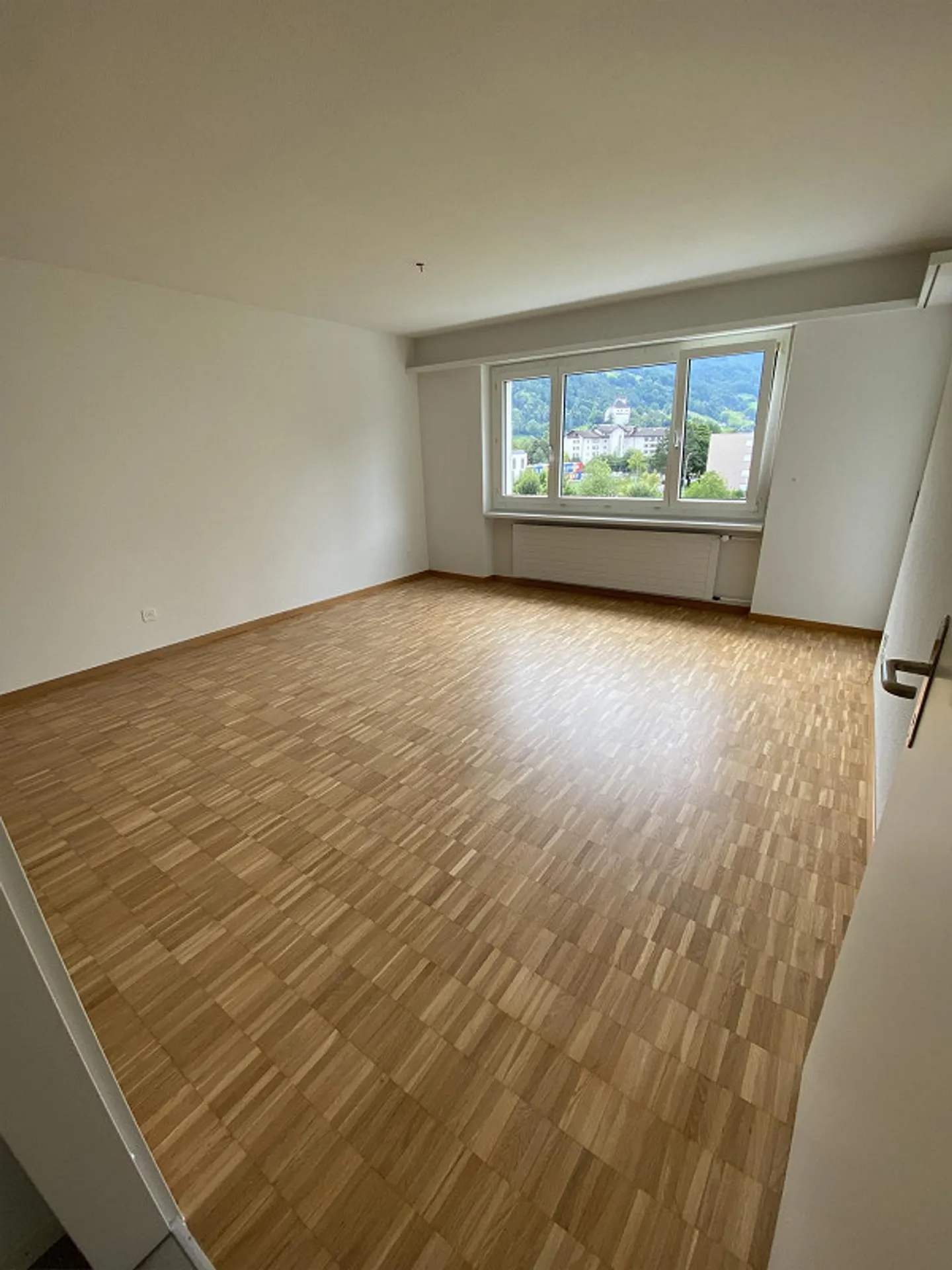 Appartement 2.5 pièces confortable près du centre et du NTB - Photo 11 sur 16