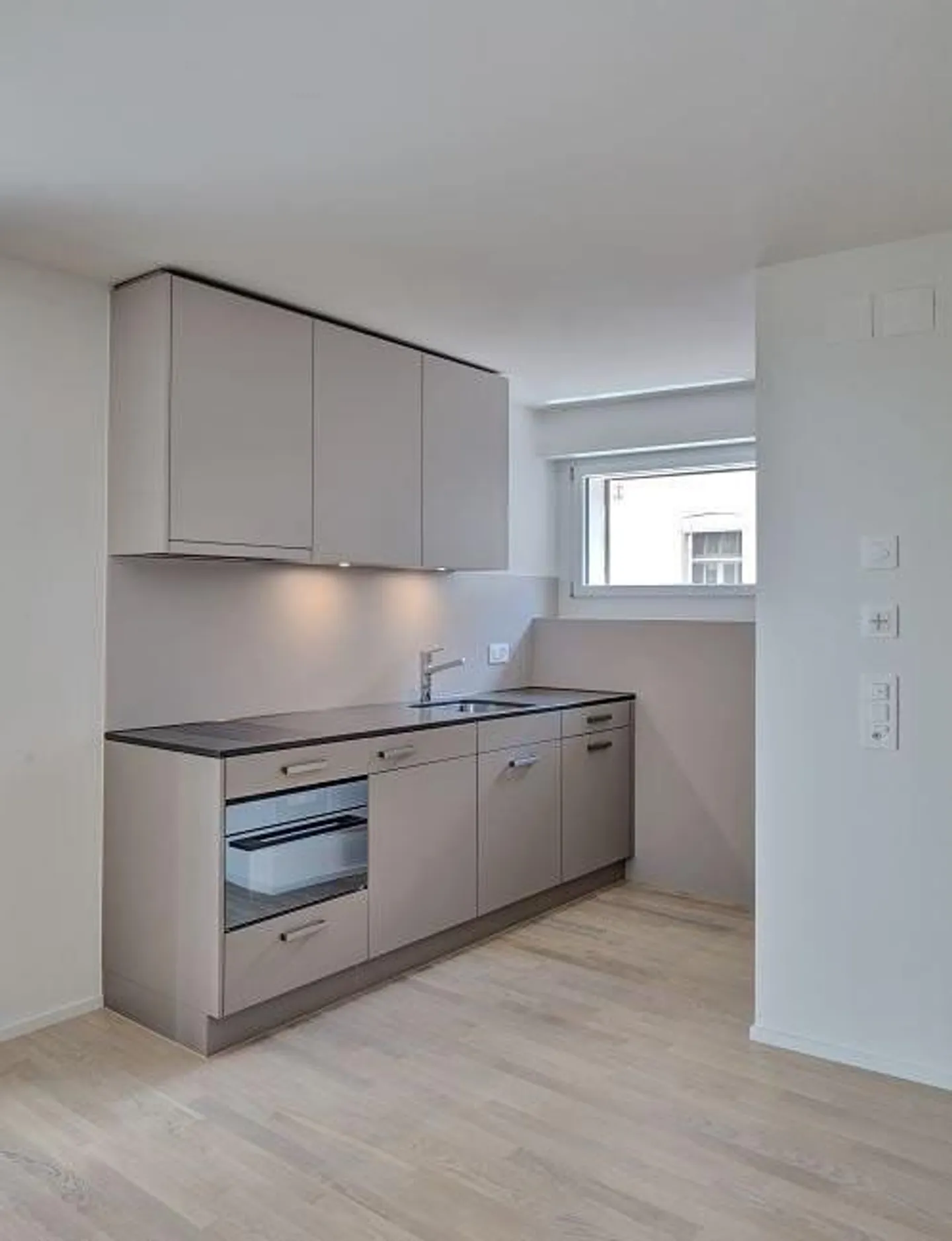 Beautiful apartment near Zurich HB - Photo 3 of 5