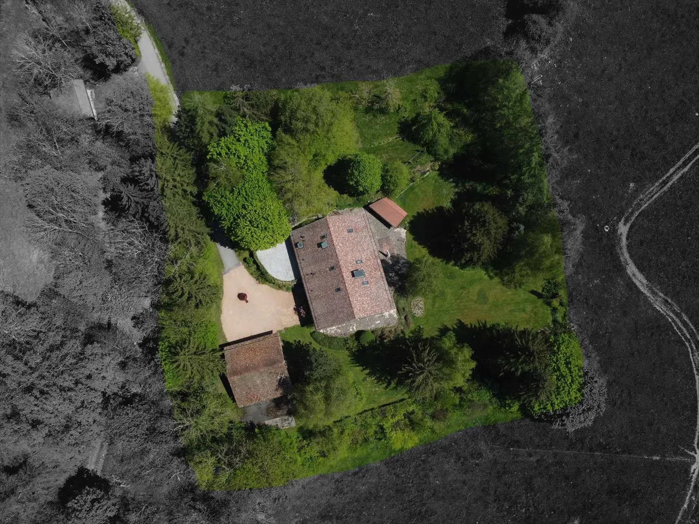 Occasione rara! Casa di campagna ai piedi del castello di Attalens - Foto 13 di 13