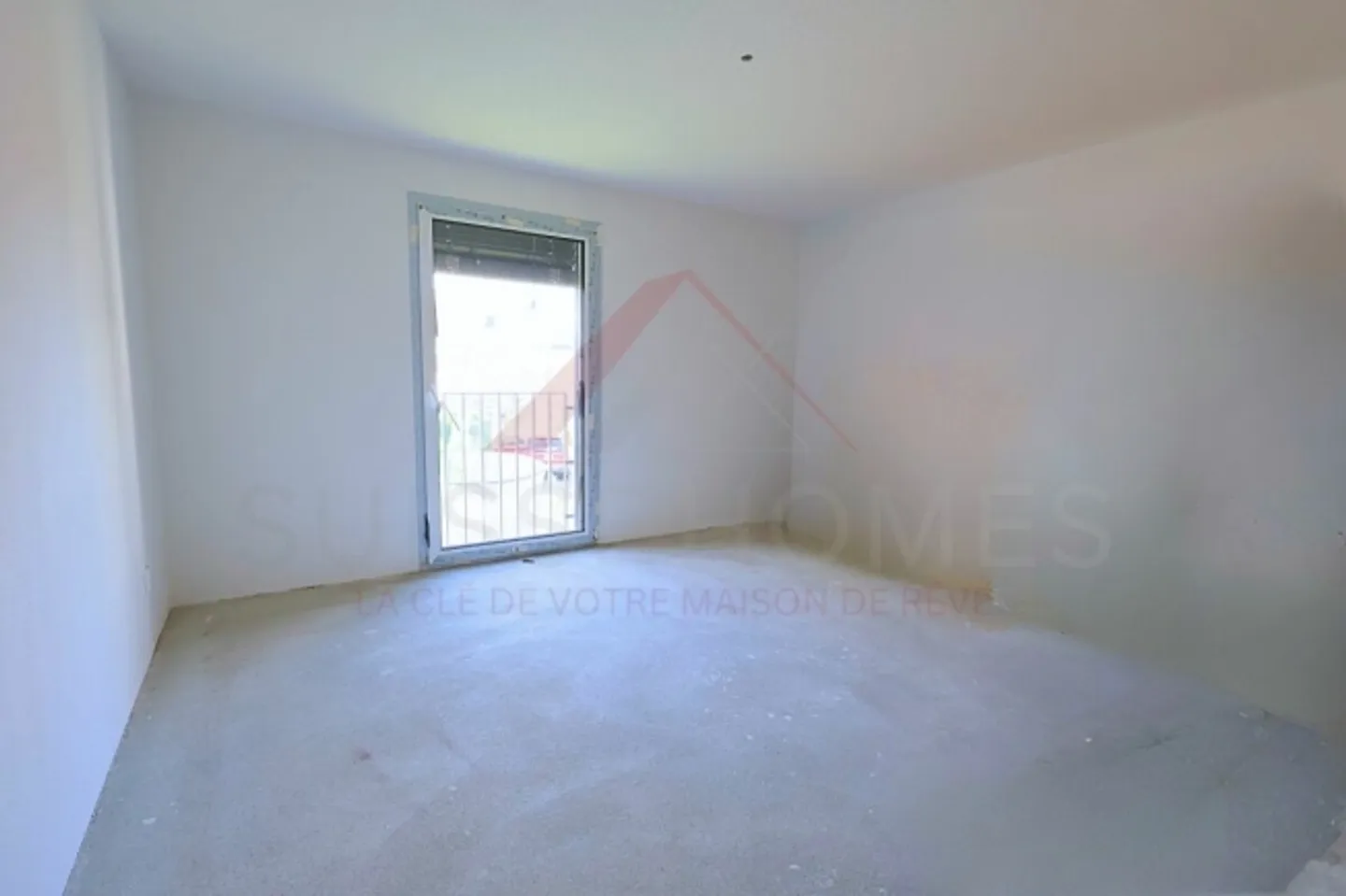 Elegance and Comfort - New 4.5 Room Apartment in a Peaceful Setting - Photo 12 of 20