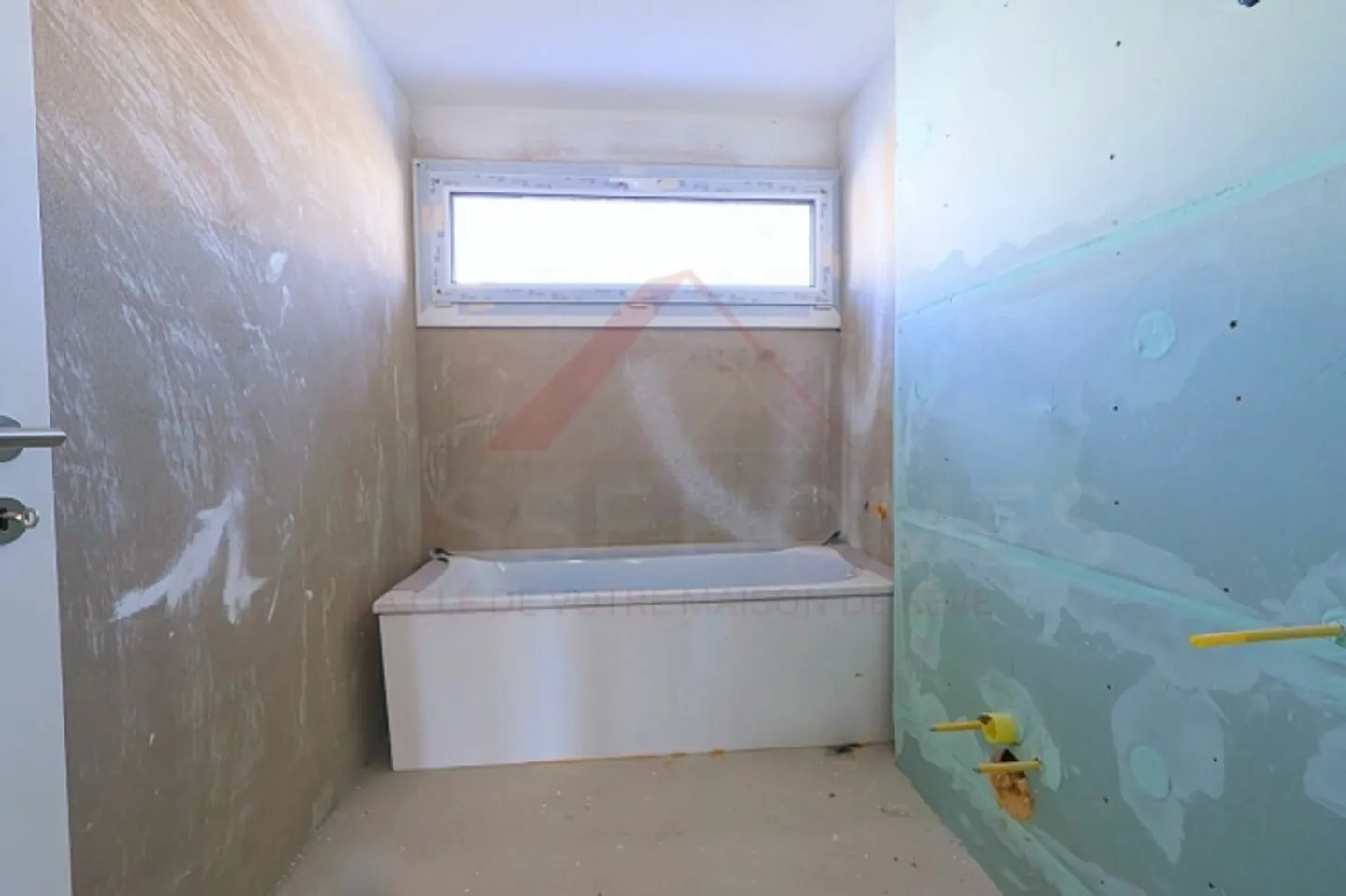 Elegance and Comfort - New 4.5 Room Apartment in a Peaceful Setting - Photo 17 of 20