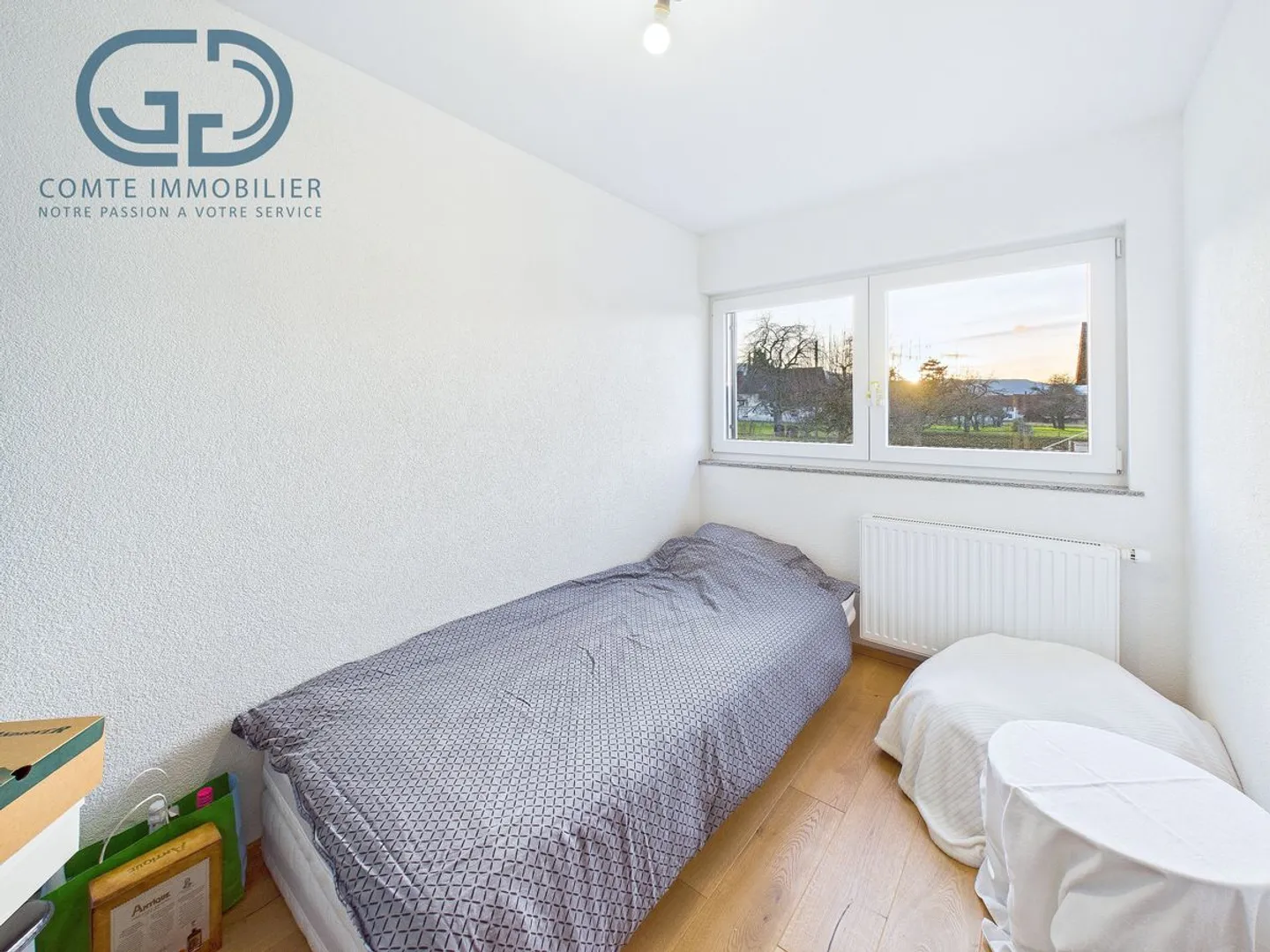 Renovated semi-detached villa with 7 rooms - Photo 7 of 13