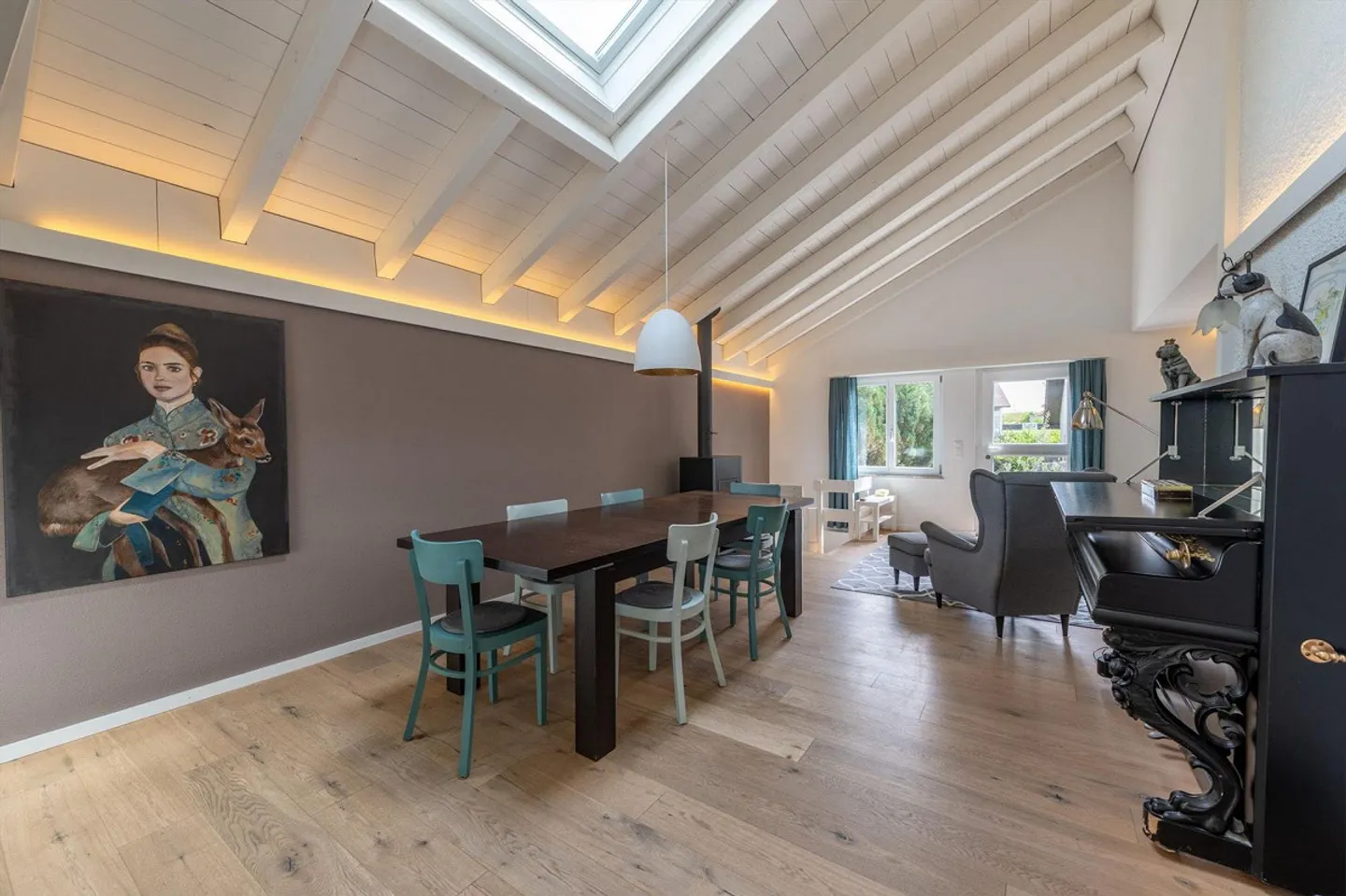 Modern house with flexible space and possible annex - Photo 8 of 13