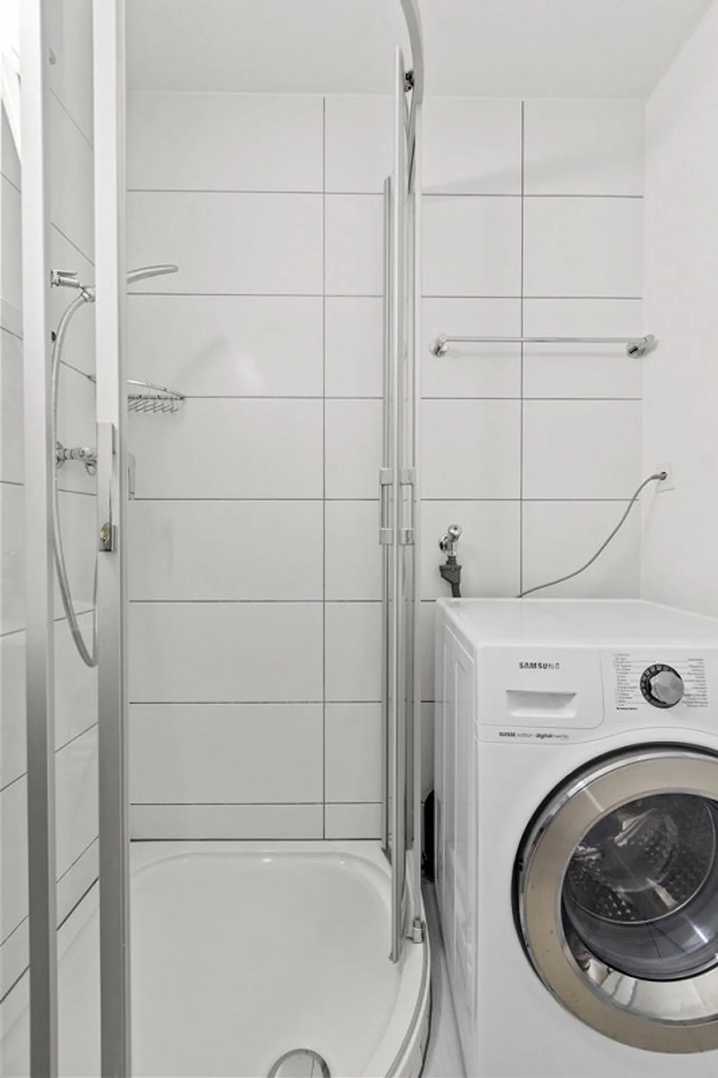 Modern 2.5-room apartment in the St. Johann district - Photo 7 of 7