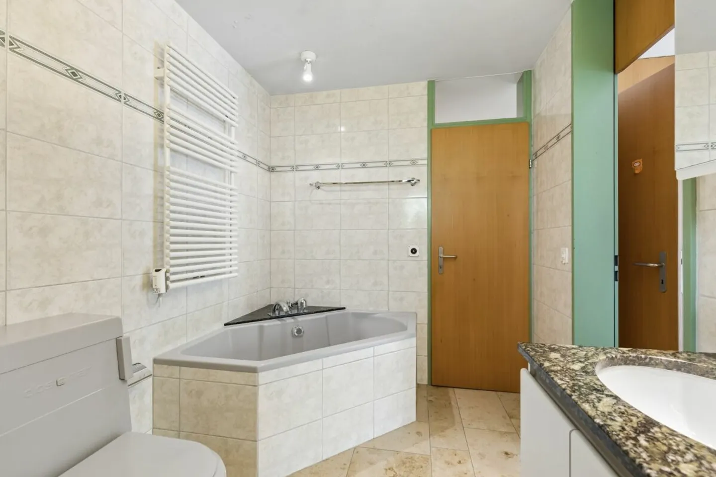 Charmantes Einfamilienhaus mit Seesicht - Foto 10 von 16