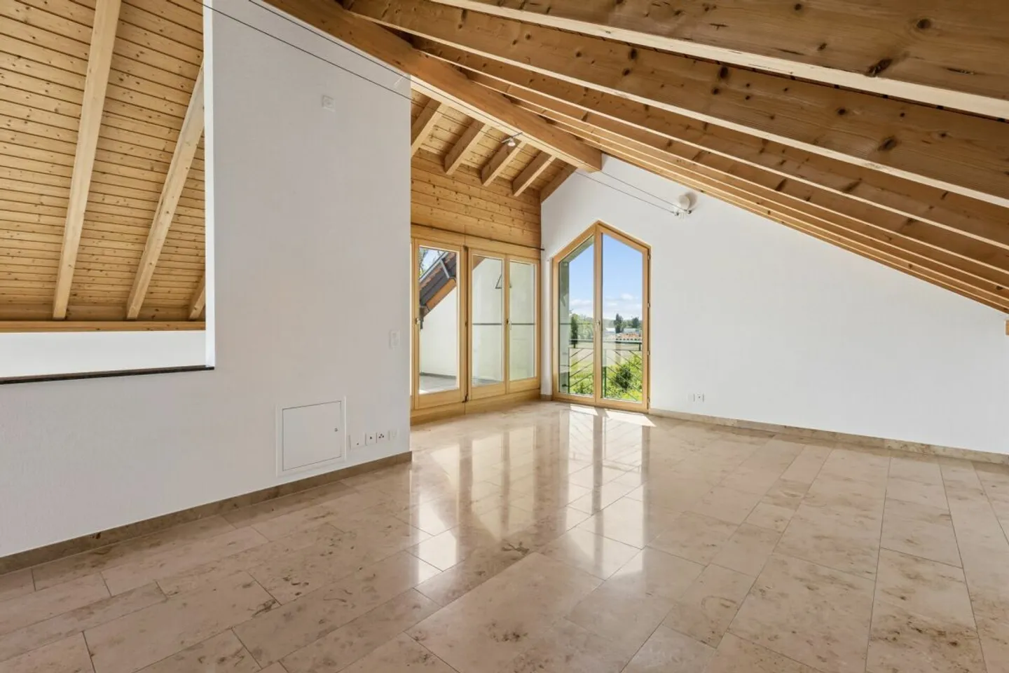 Charmantes Einfamilienhaus mit Seesicht - Foto 7 von 16