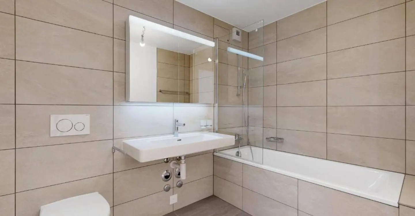 Modern Elegance at Your Fingertips - .:: 1 Month Rent Free ::. - Photo 10 of 12