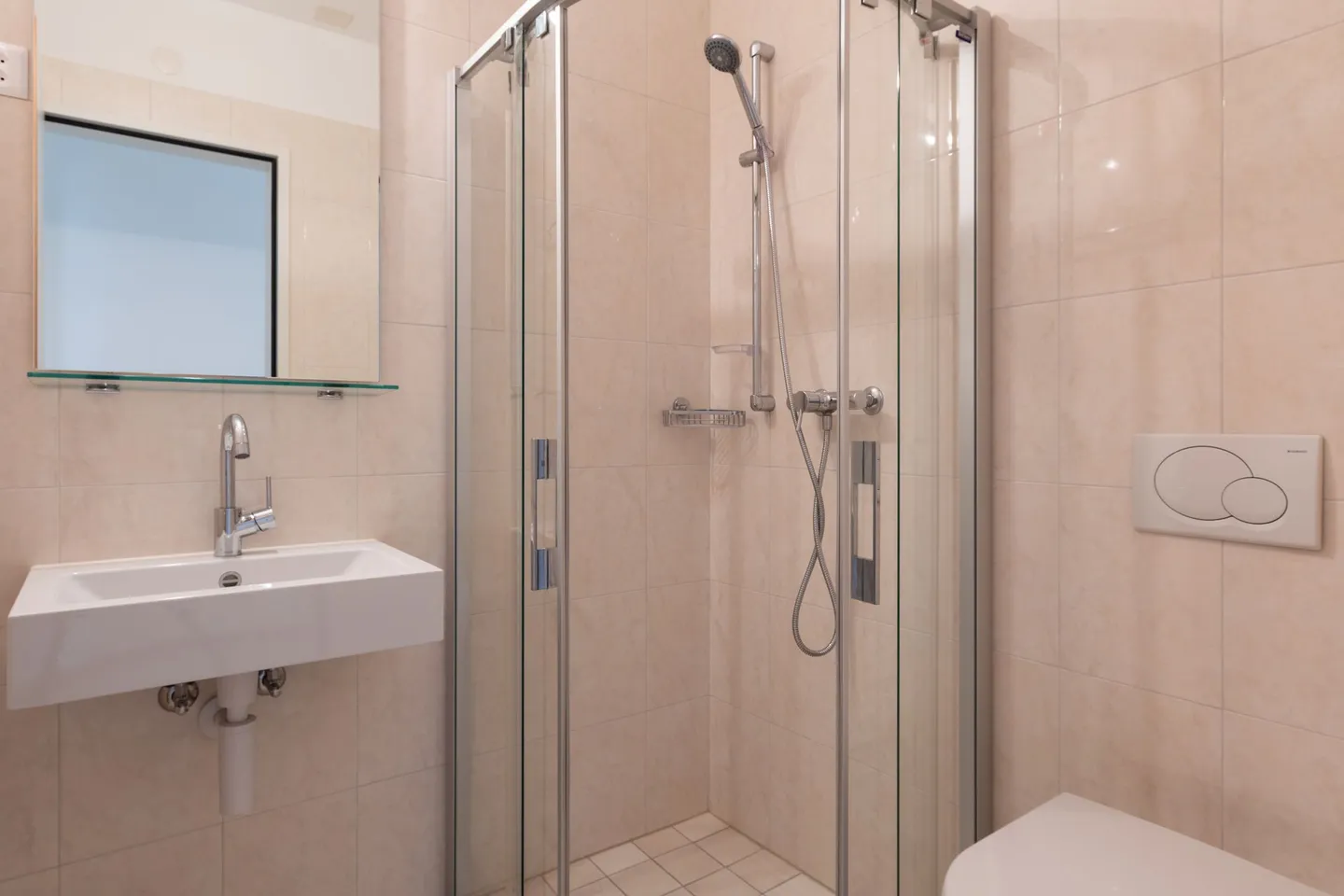 Appartement moderne de 3,5 pièces à louer dans un emplacement central - Photo 10 sur 11