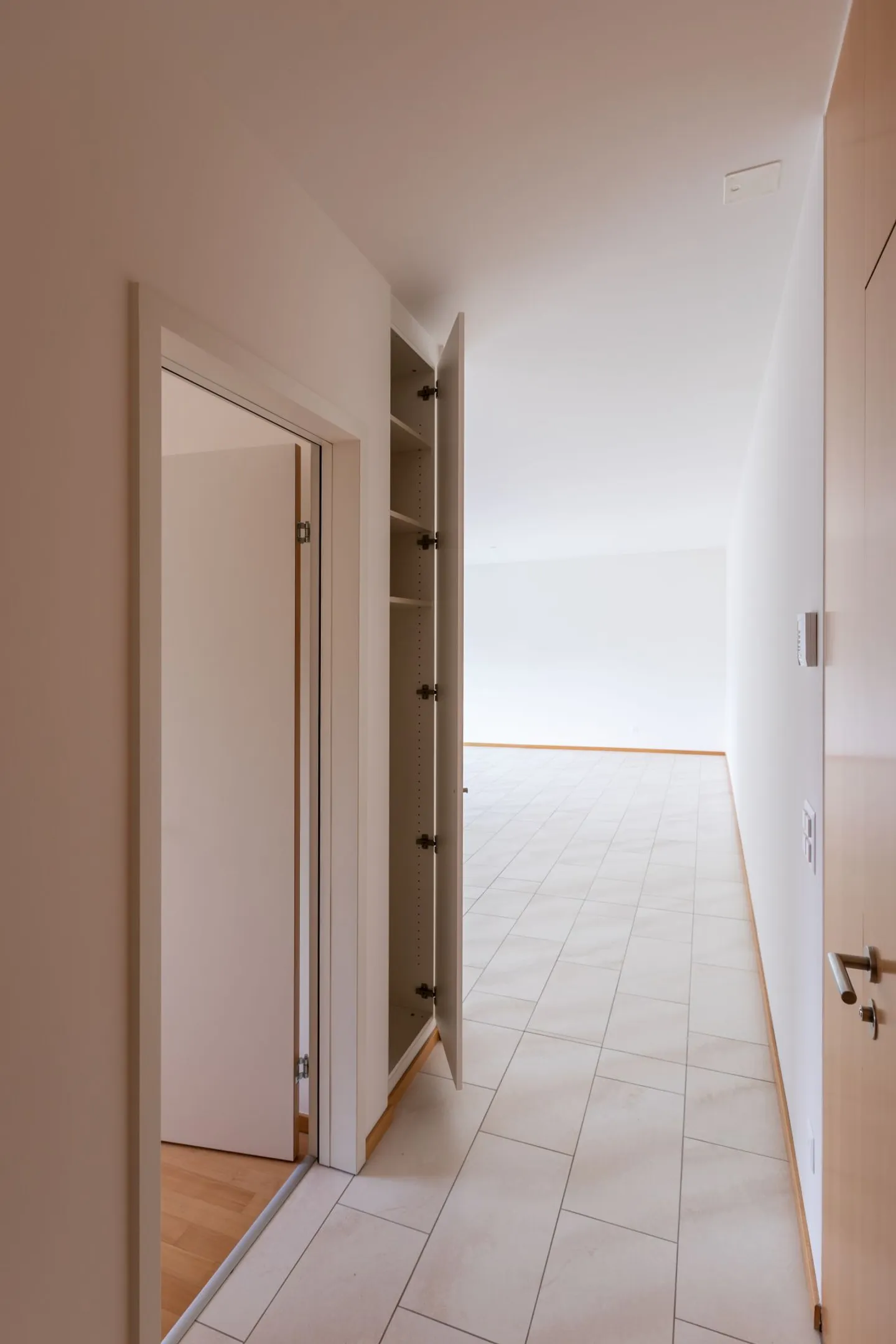 Appartement moderne de 3,5 pièces à louer dans un emplacement central - Photo 11 sur 11