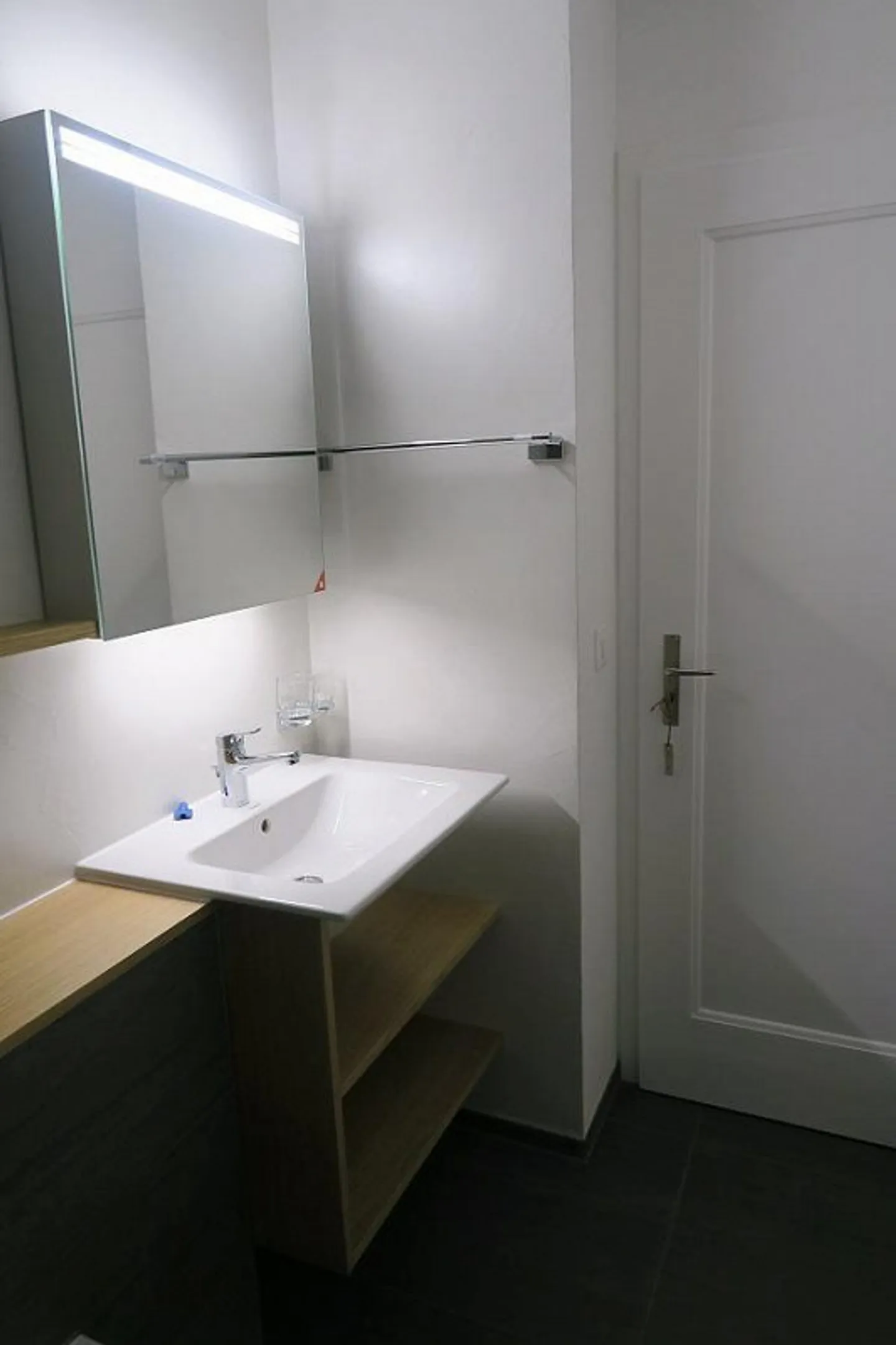 Appartamento mansardato affascinante con vista - Foto 6 di 10