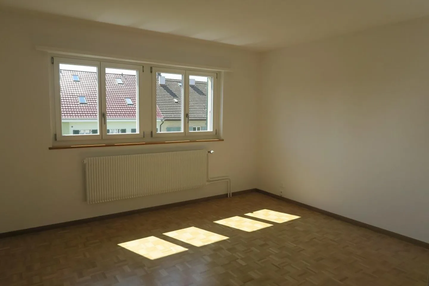 Appartamento mansardato affascinante con vista - Foto 8 di 10