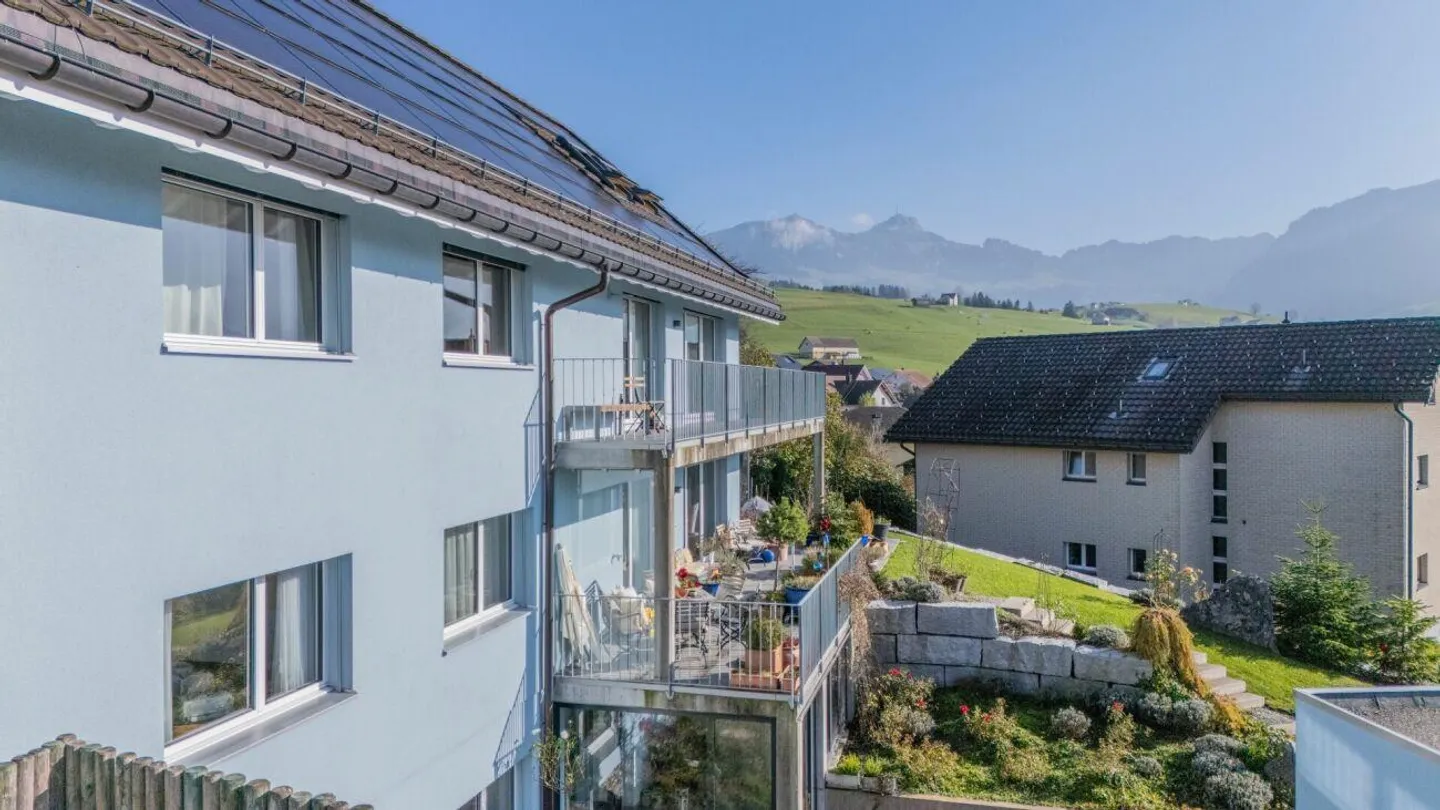 Moderno appartamento giardino maisonette in una posizione panoramica - Foto 4 di 12